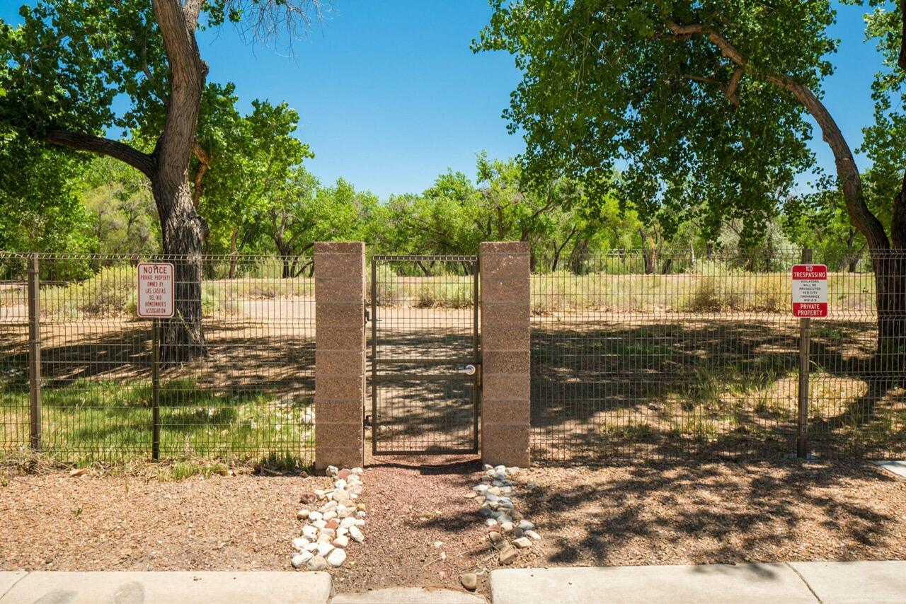 3504 SETARIA Road NW