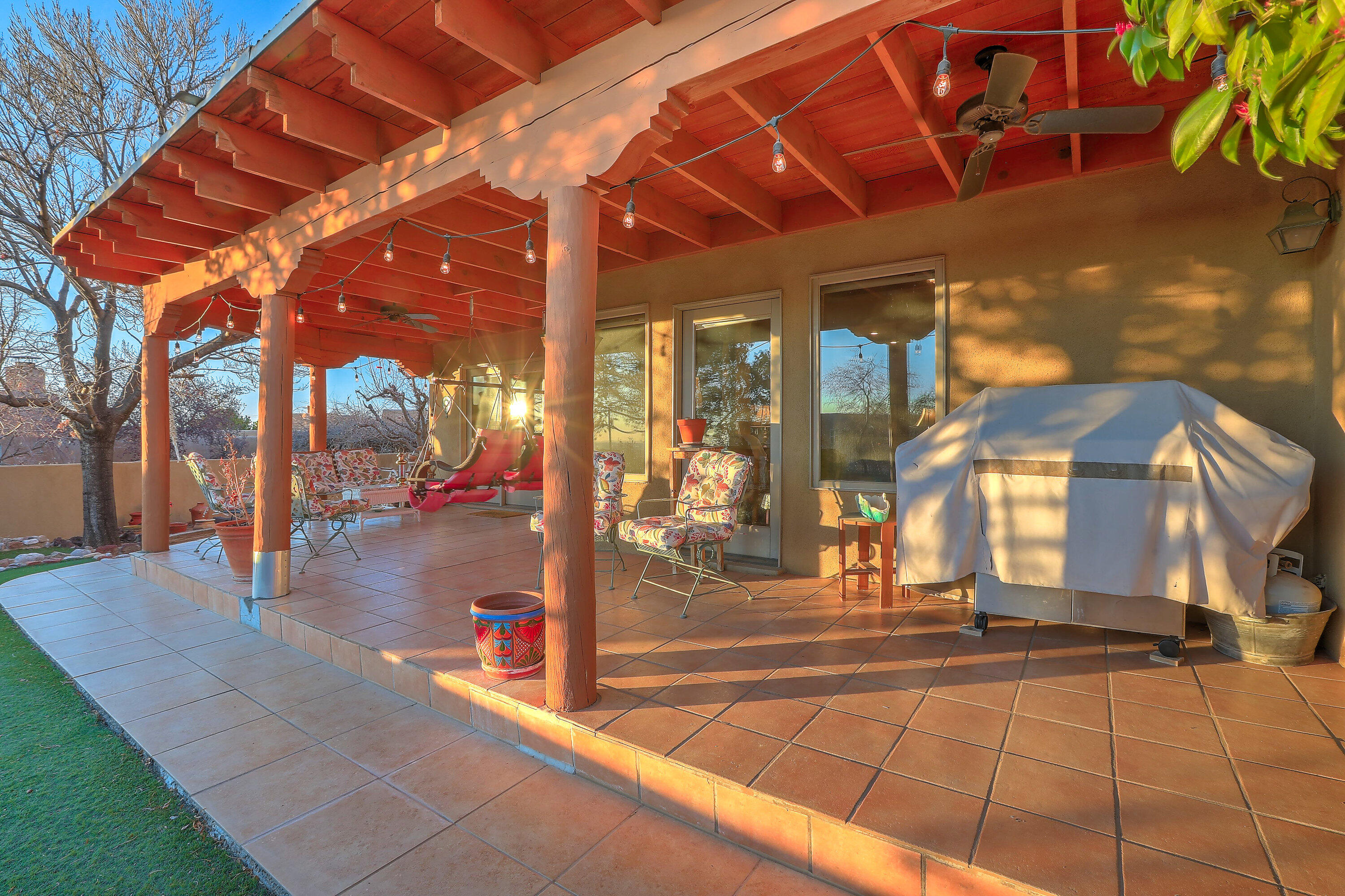 7723 CEDAR CANYON Court NE