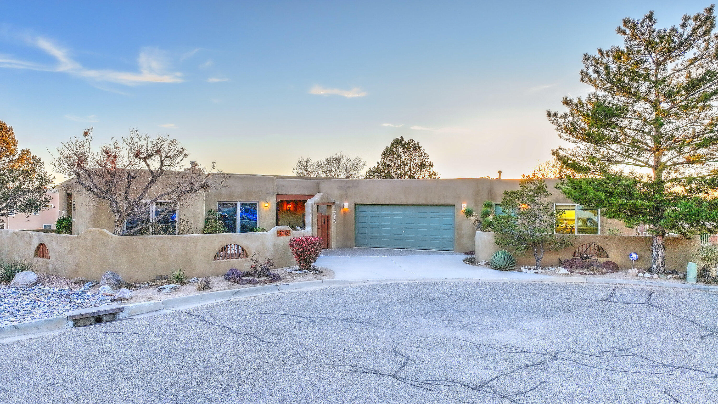 7723 CEDAR CANYON Court NE