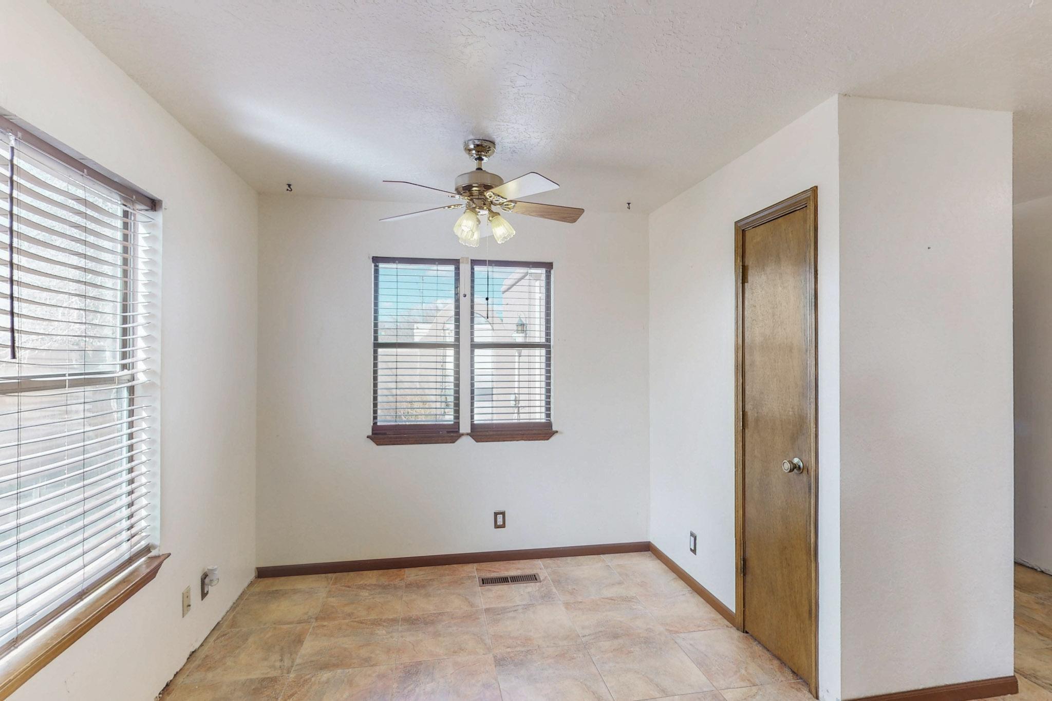 12100 CALLE ZAGAL NE