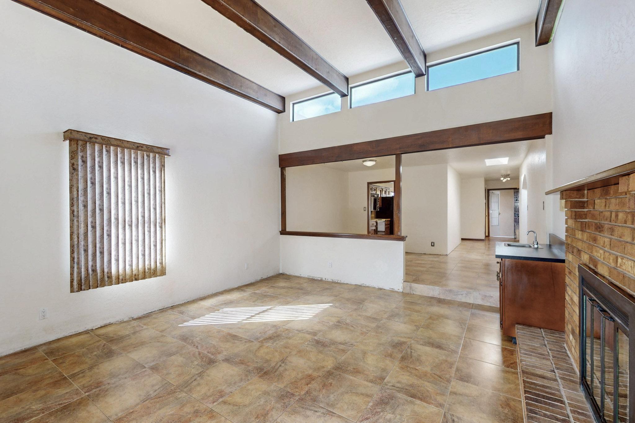 12100 CALLE ZAGAL NE