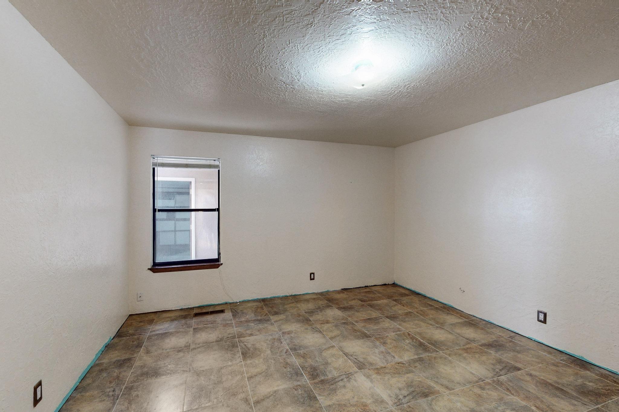 12100 CALLE ZAGAL NE