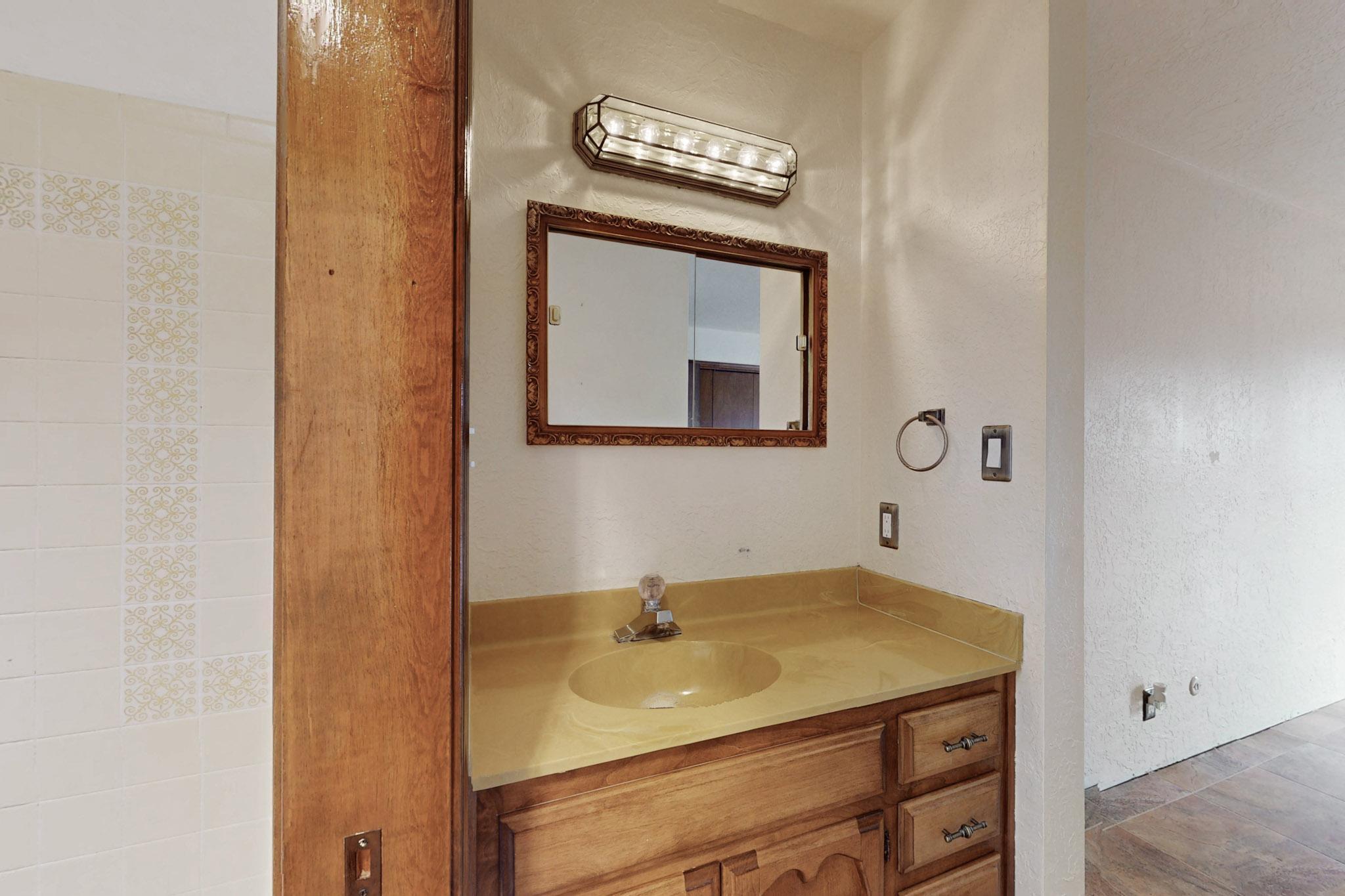 12100 CALLE ZAGAL NE