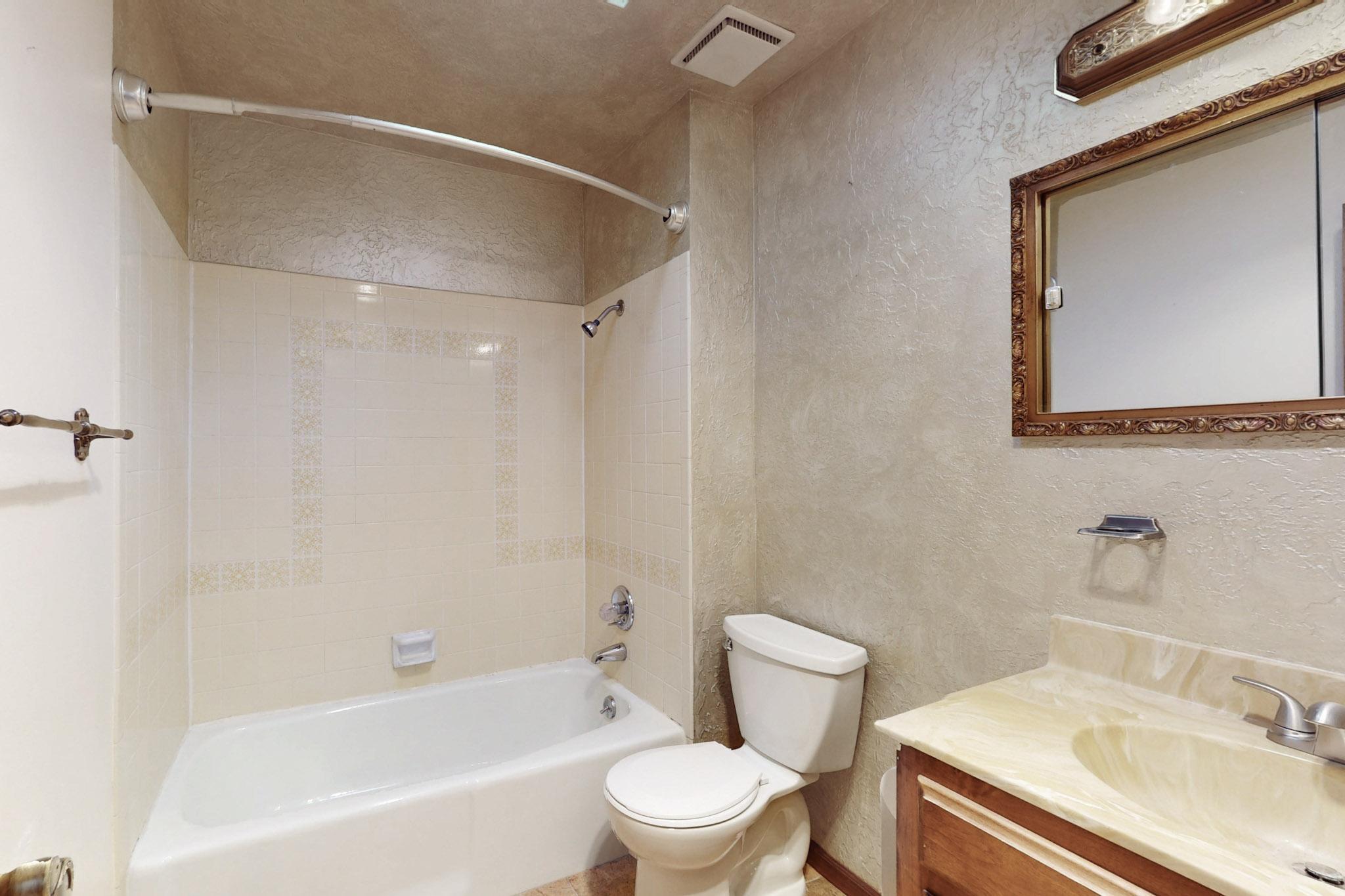 12100 CALLE ZAGAL NE