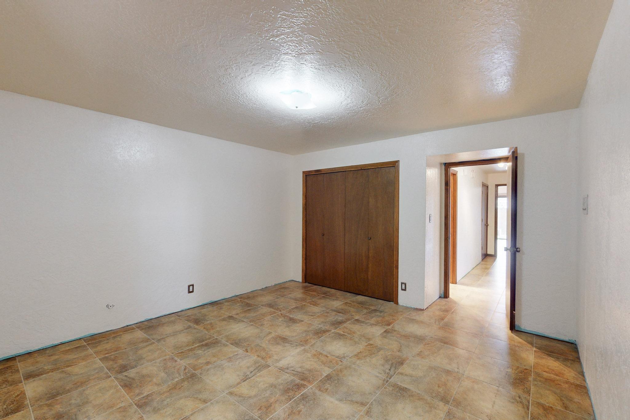 12100 CALLE ZAGAL NE