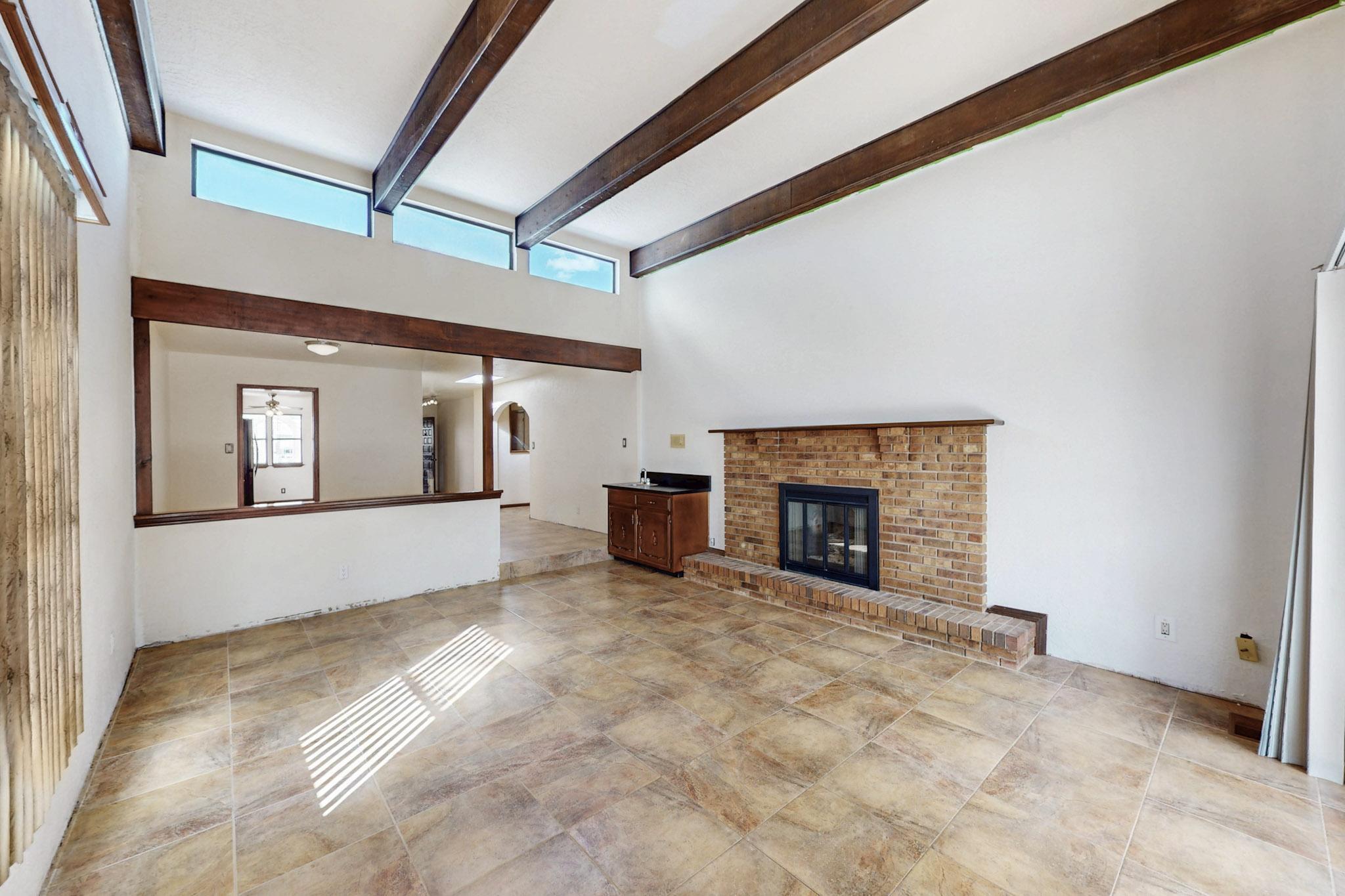 12100 CALLE ZAGAL NE