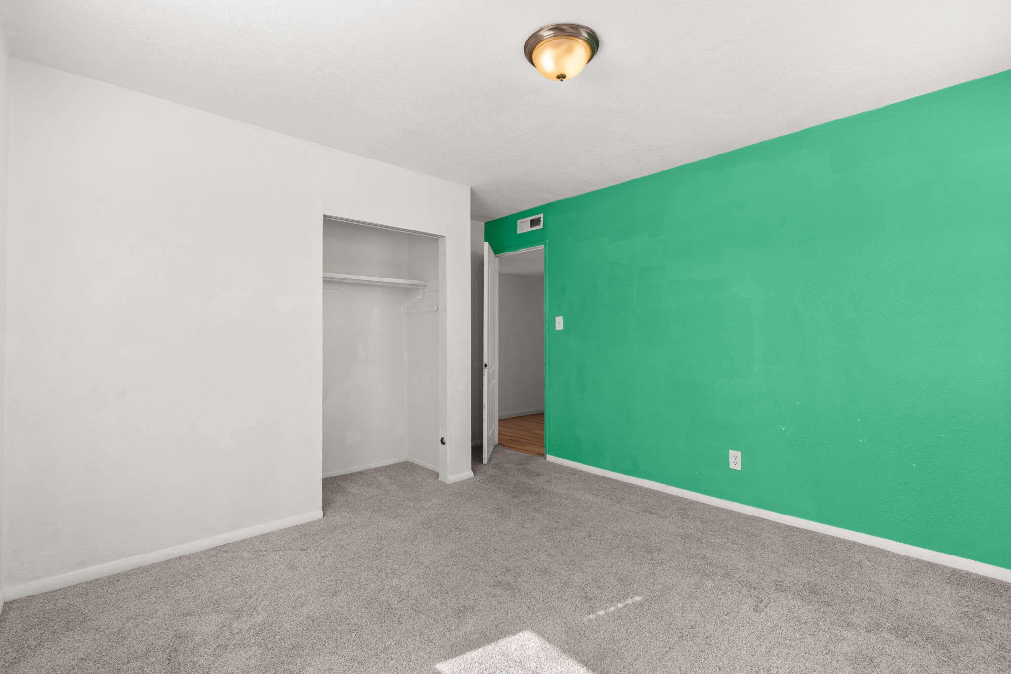 1219 Mary Ellen Street NE