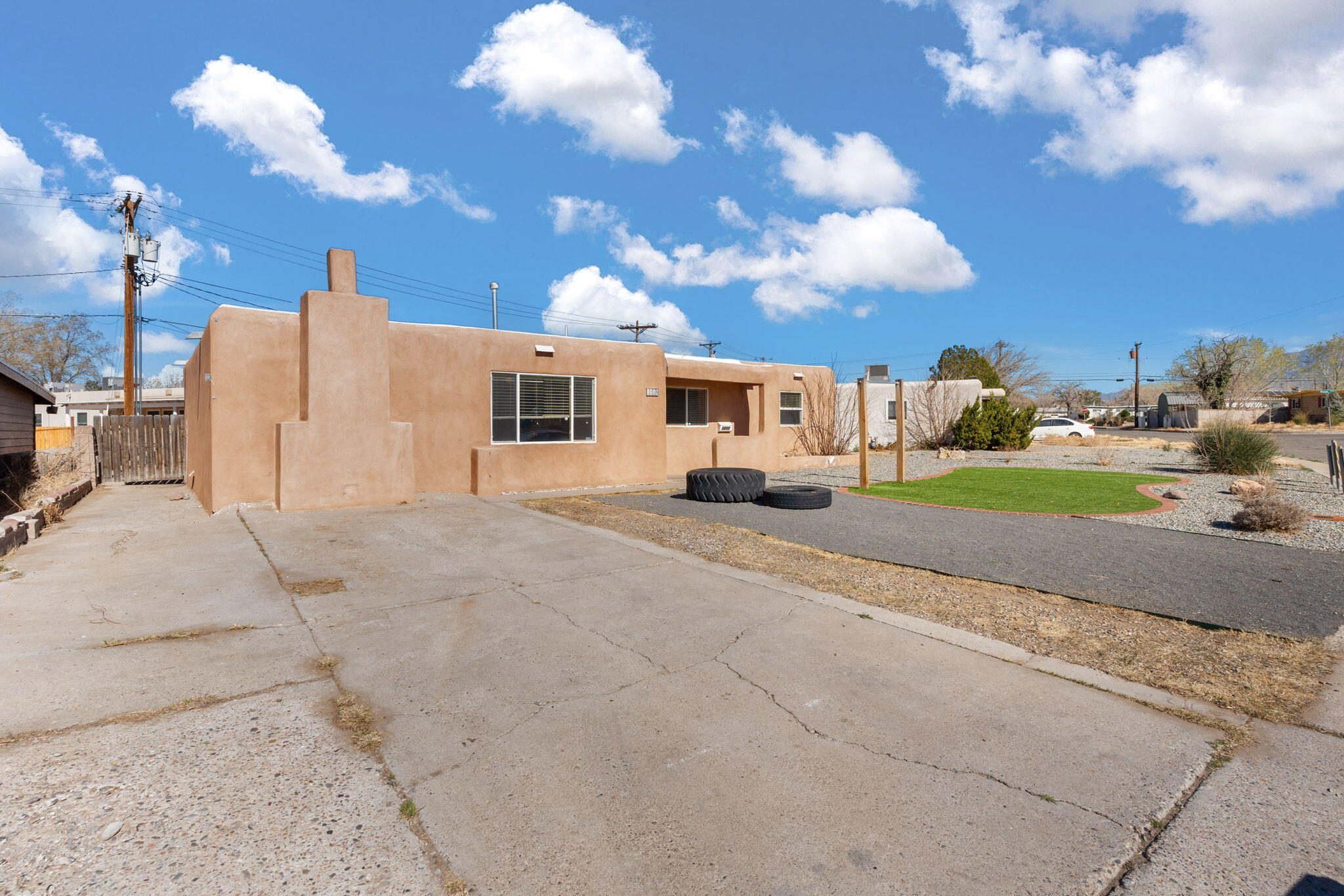 1219 Mary Ellen Street NE