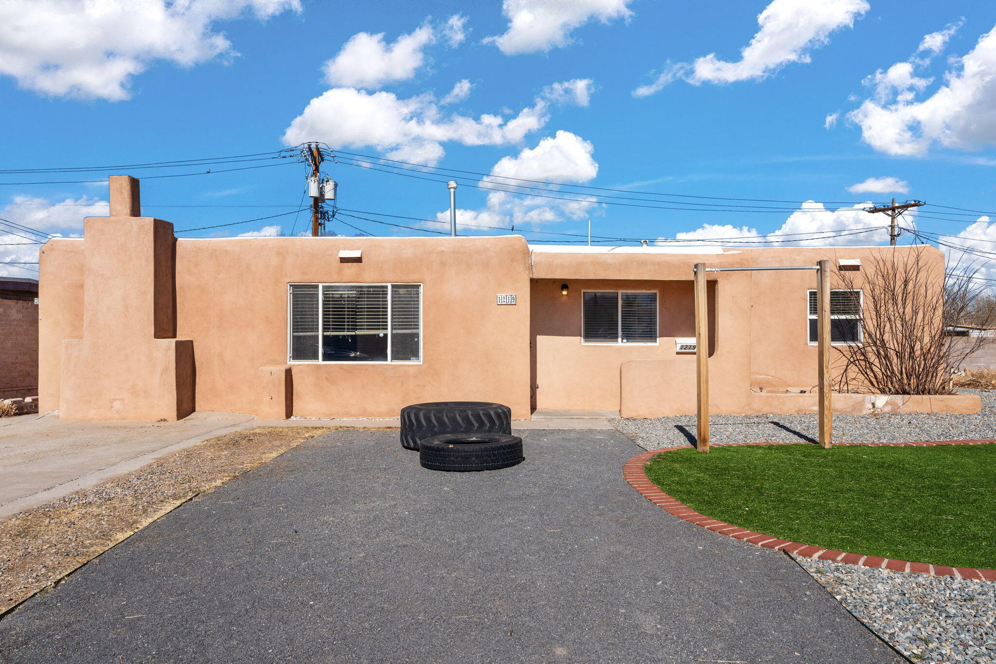 1219 Mary Ellen Street NE