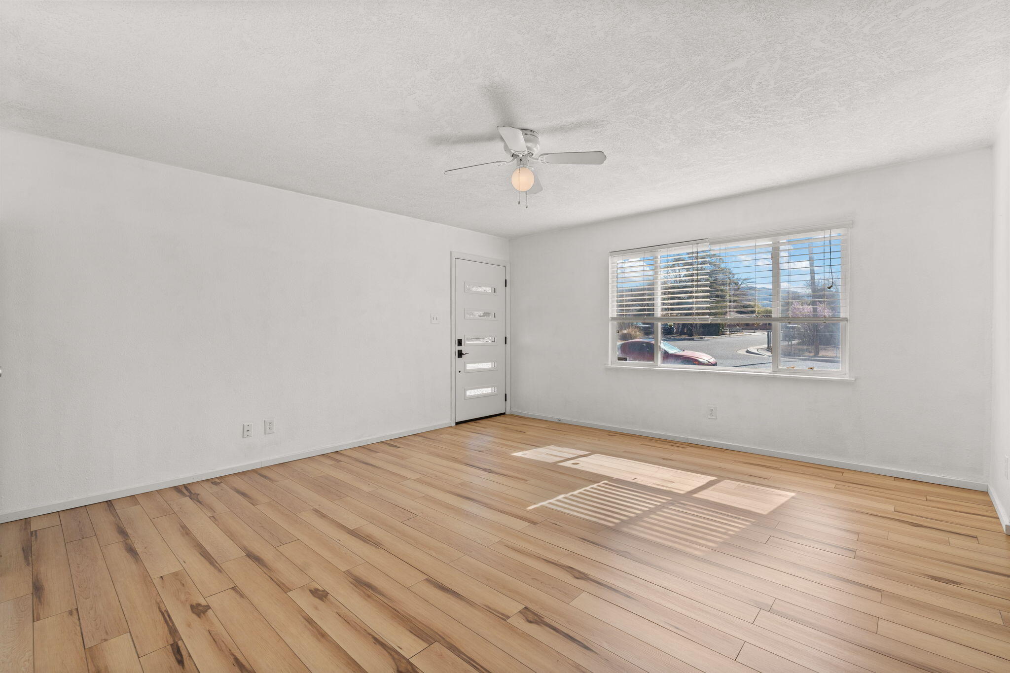 1219 Mary Ellen Street NE