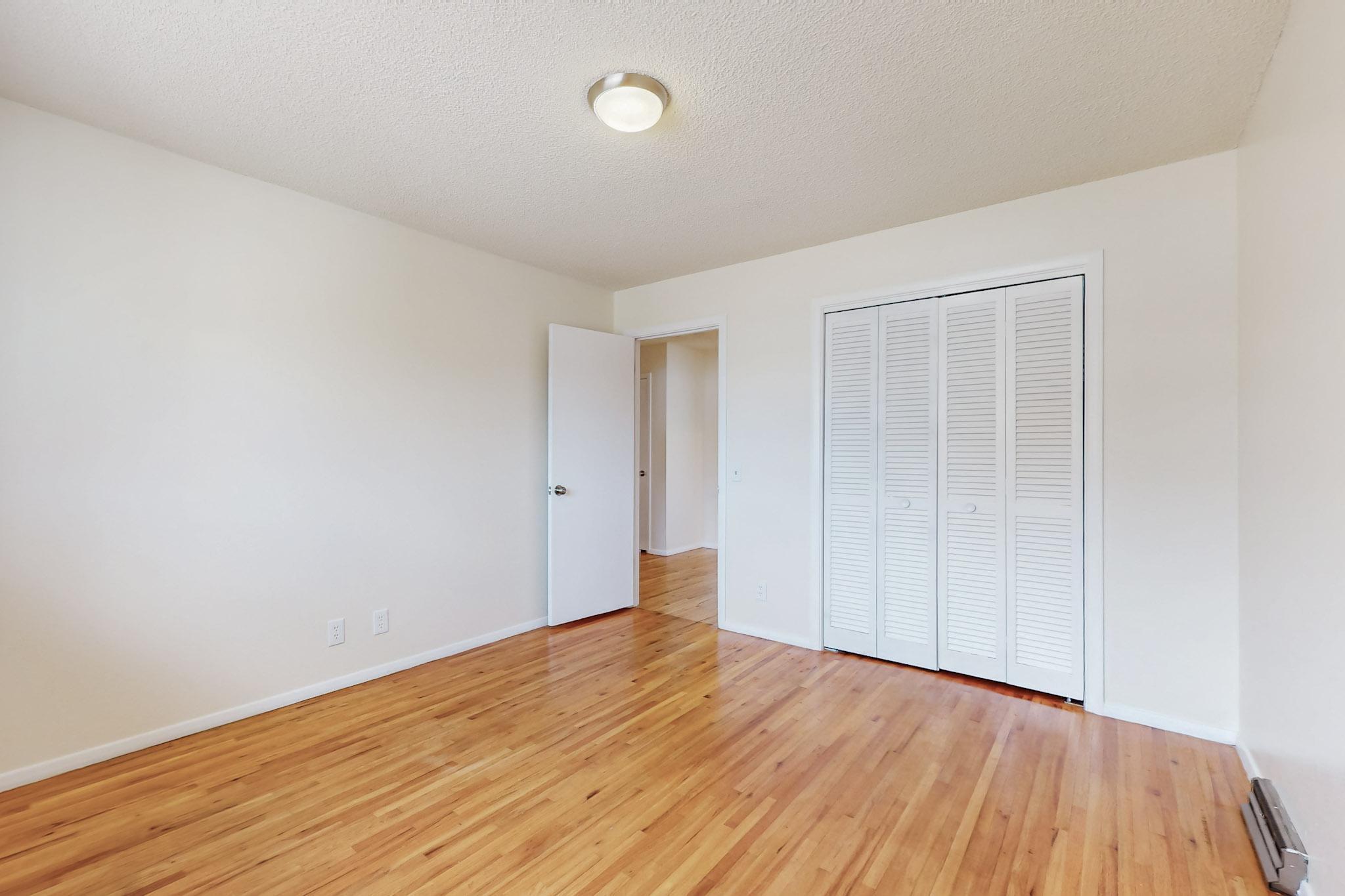 6704 ARROYO DEL OSO Avenue NE