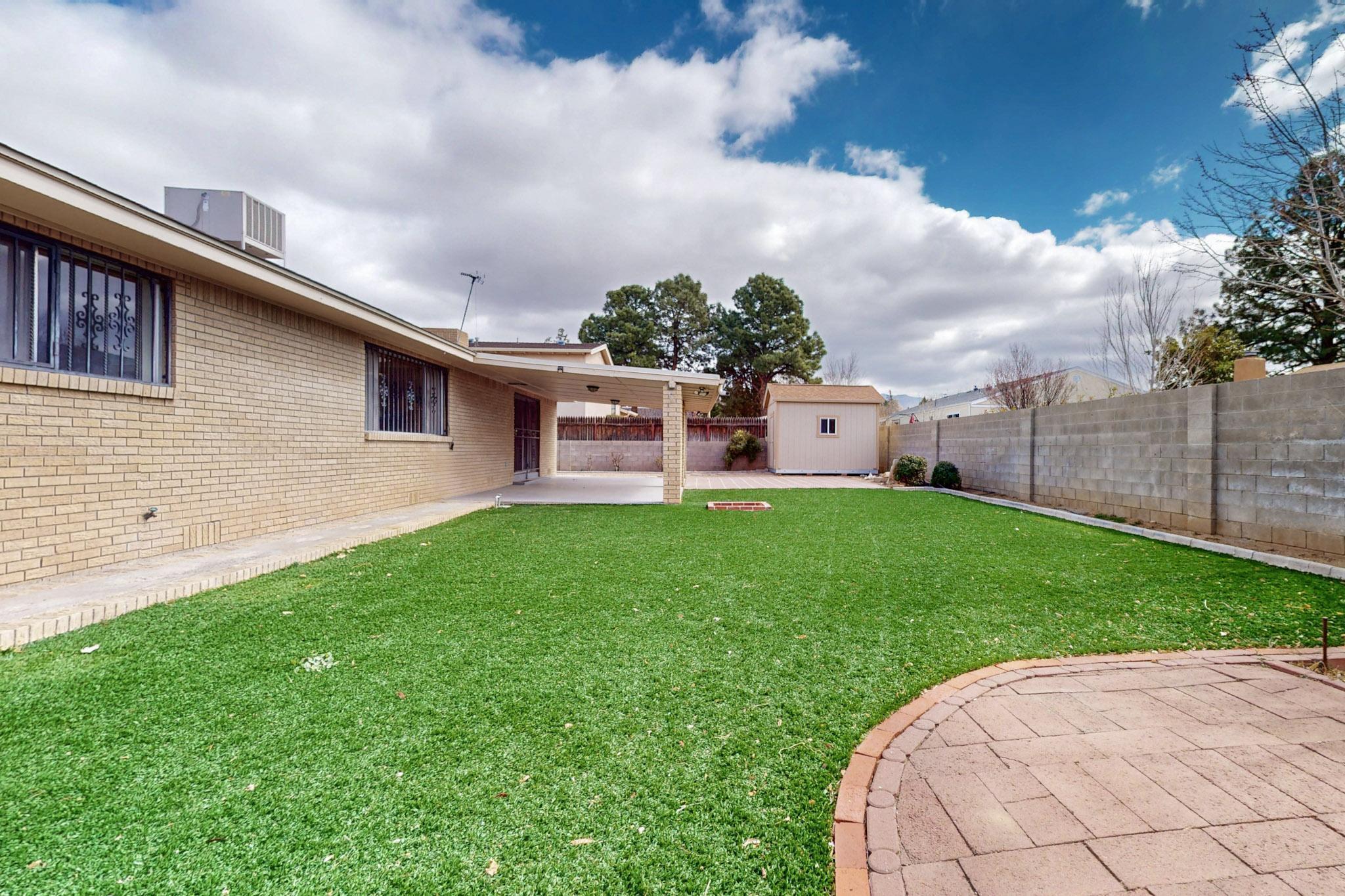 6704 ARROYO DEL OSO Avenue NE