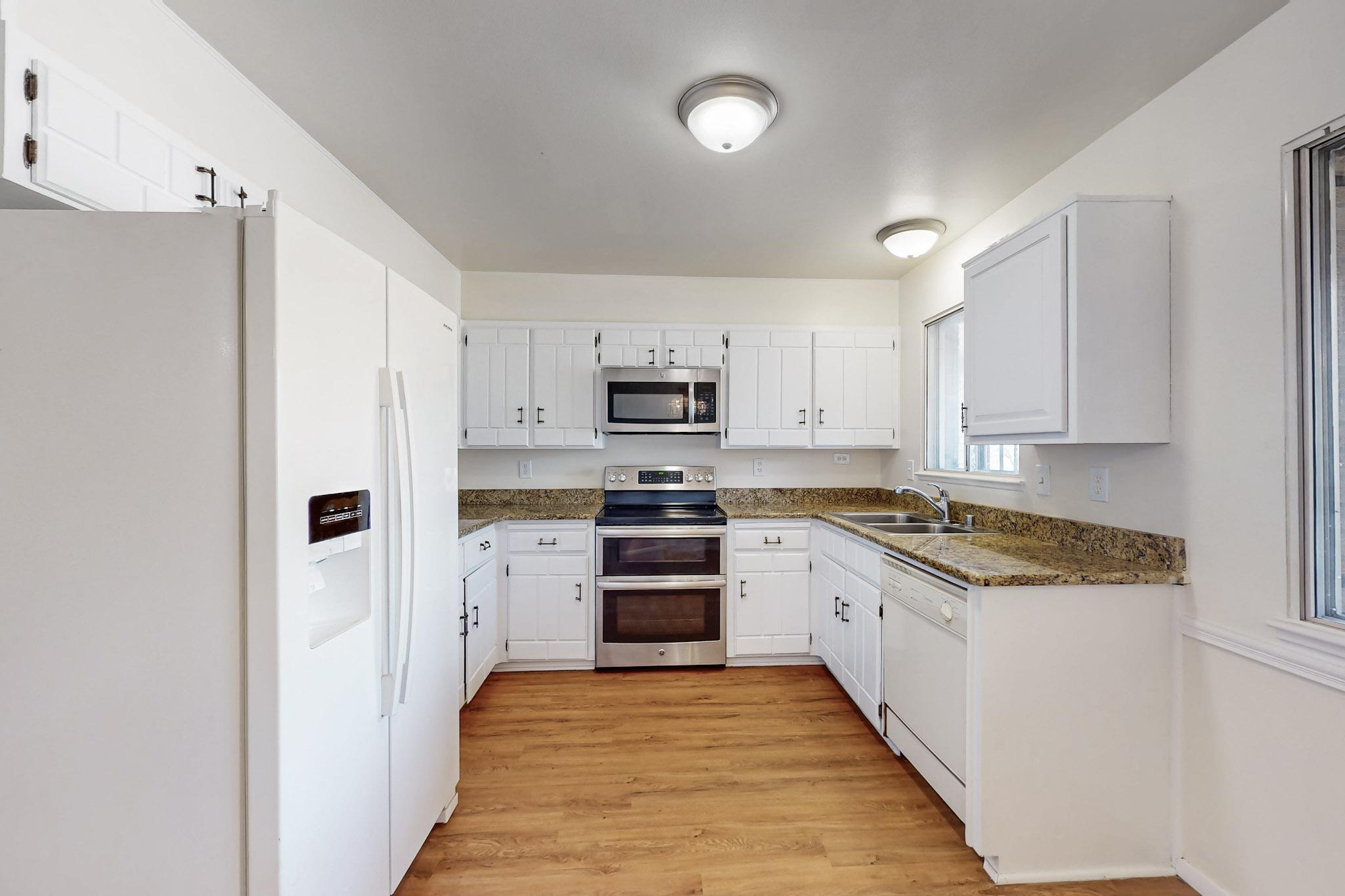 6704 ARROYO DEL OSO Avenue NE