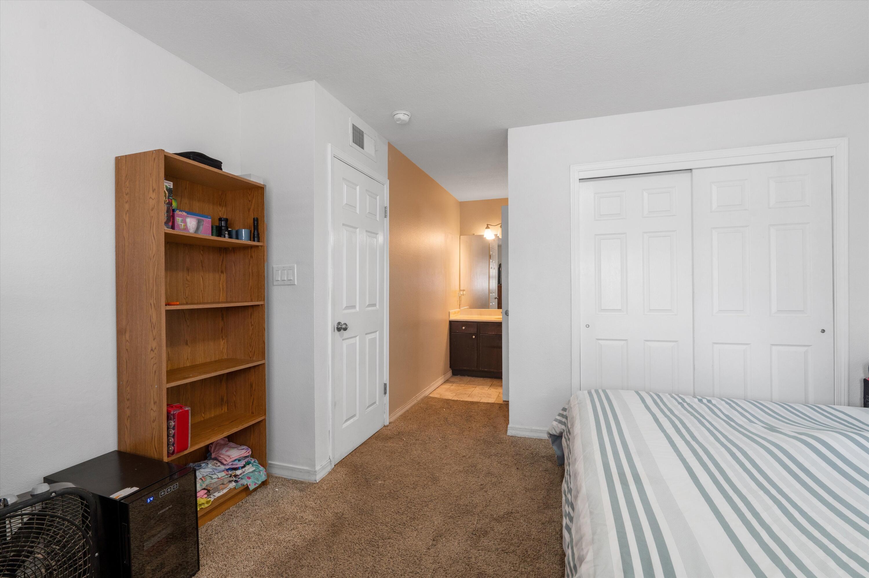 248 QUIXOTE Drive SE