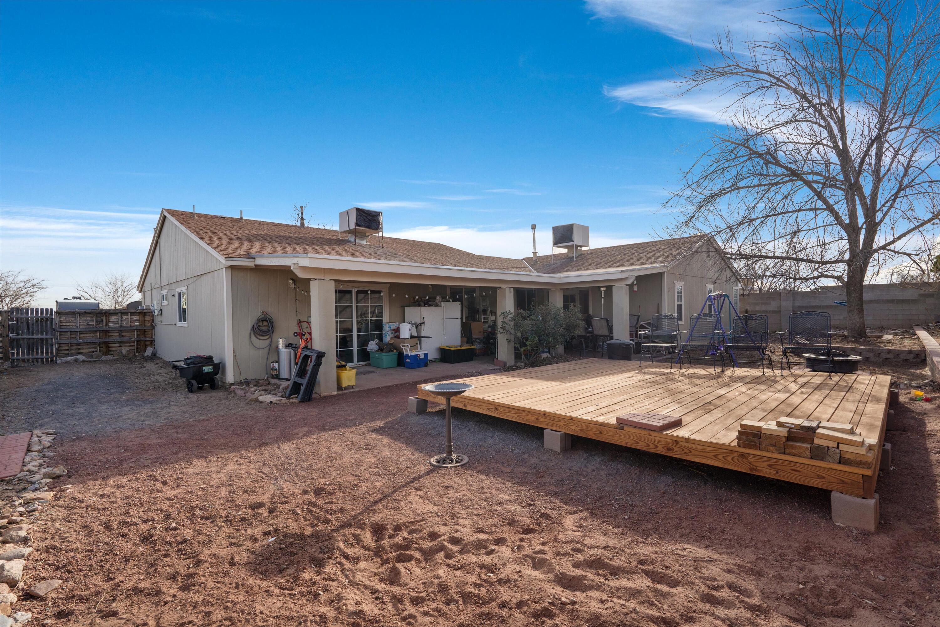 248 QUIXOTE Drive SE