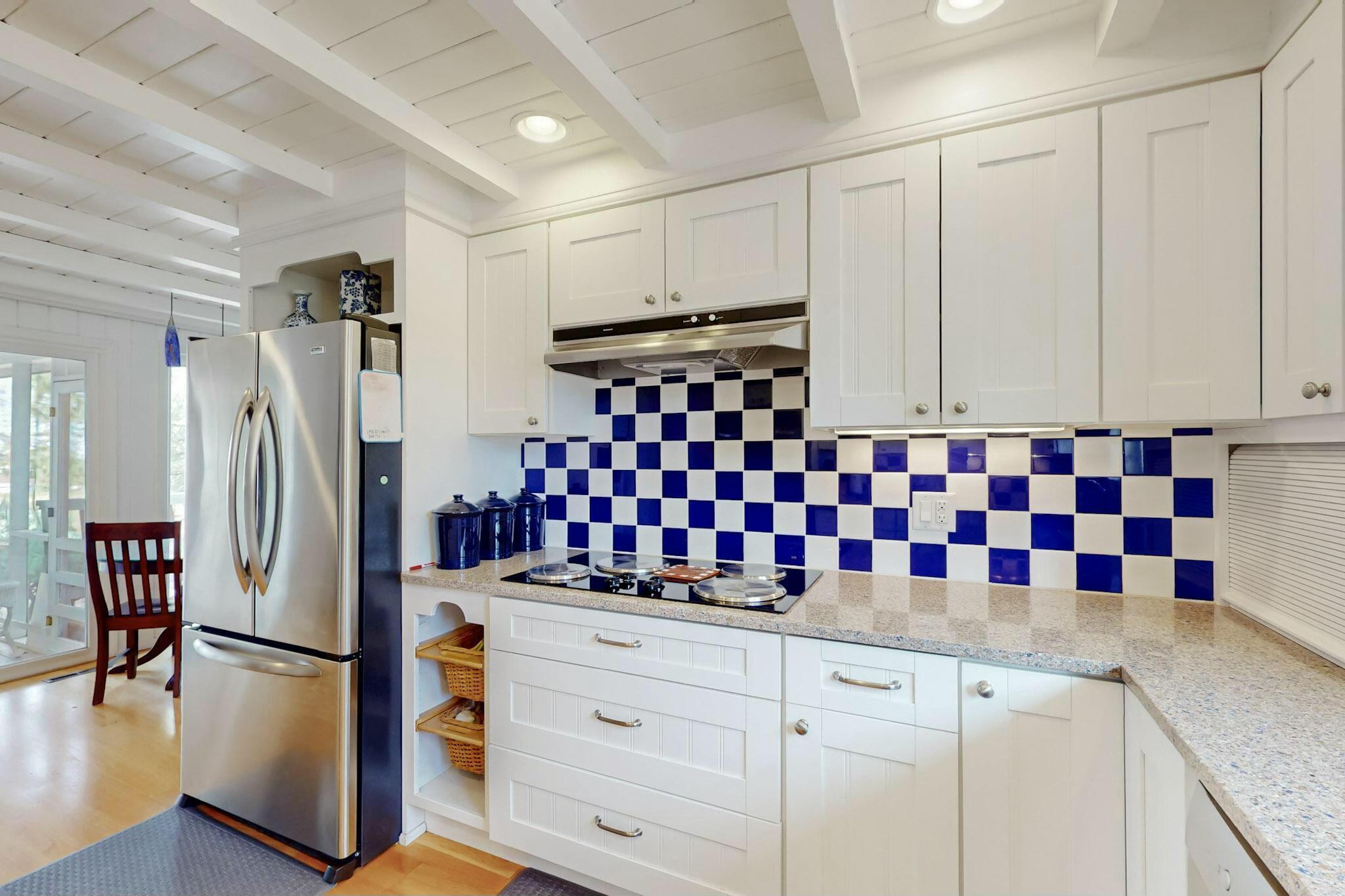 608 Running Water Circle SE