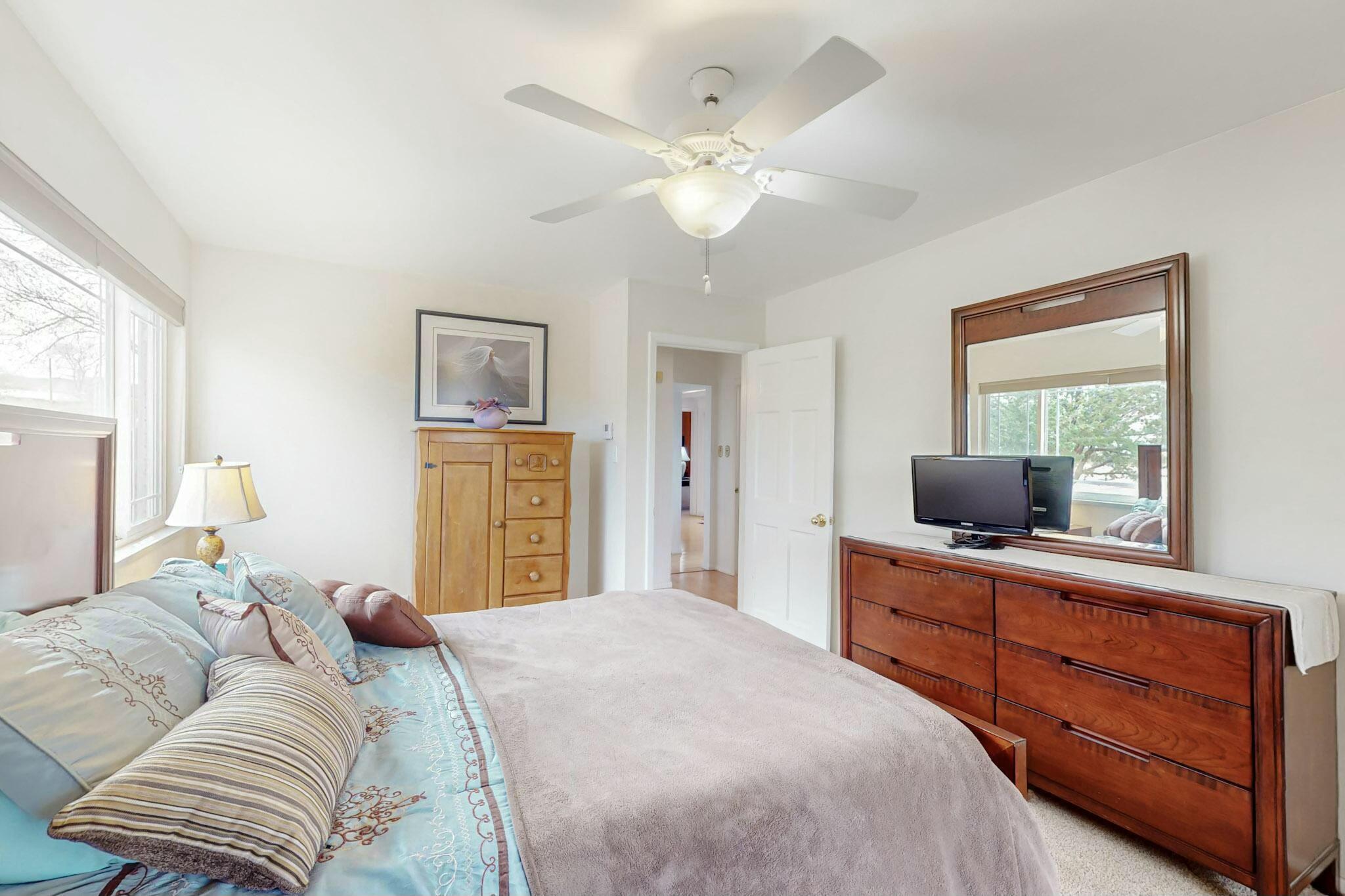 608 Running Water Circle SE