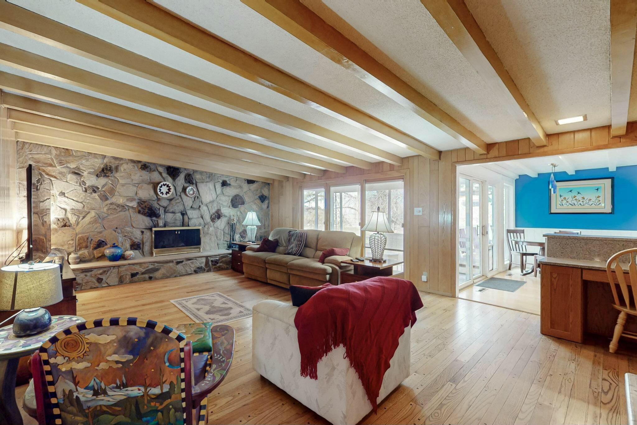 608 Running Water Circle SE