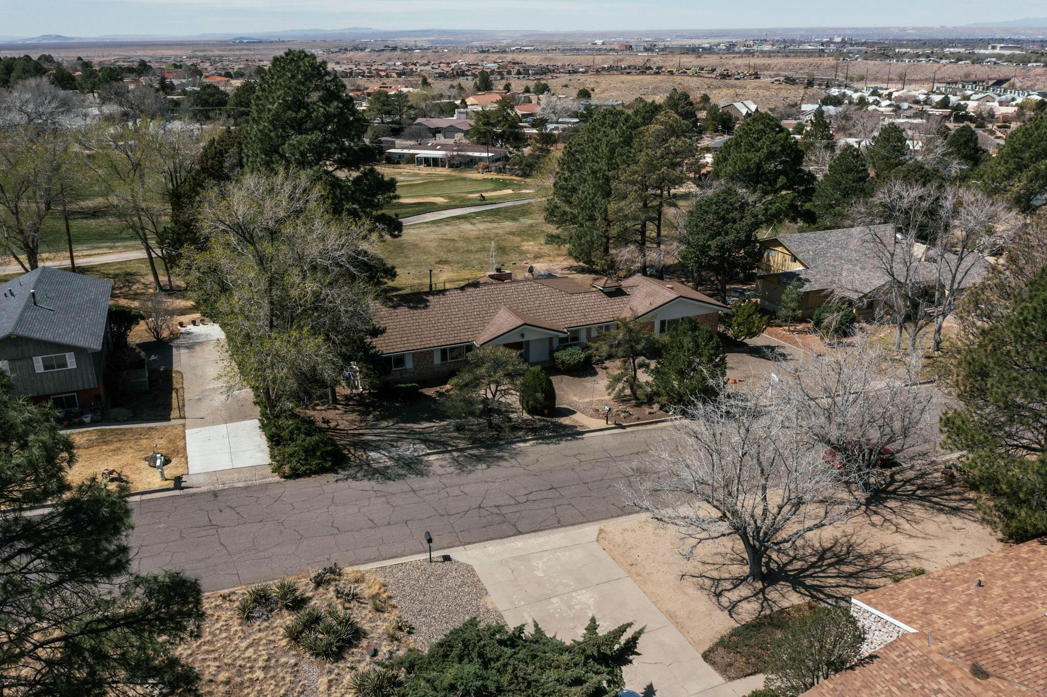 608 Running Water Circle SE