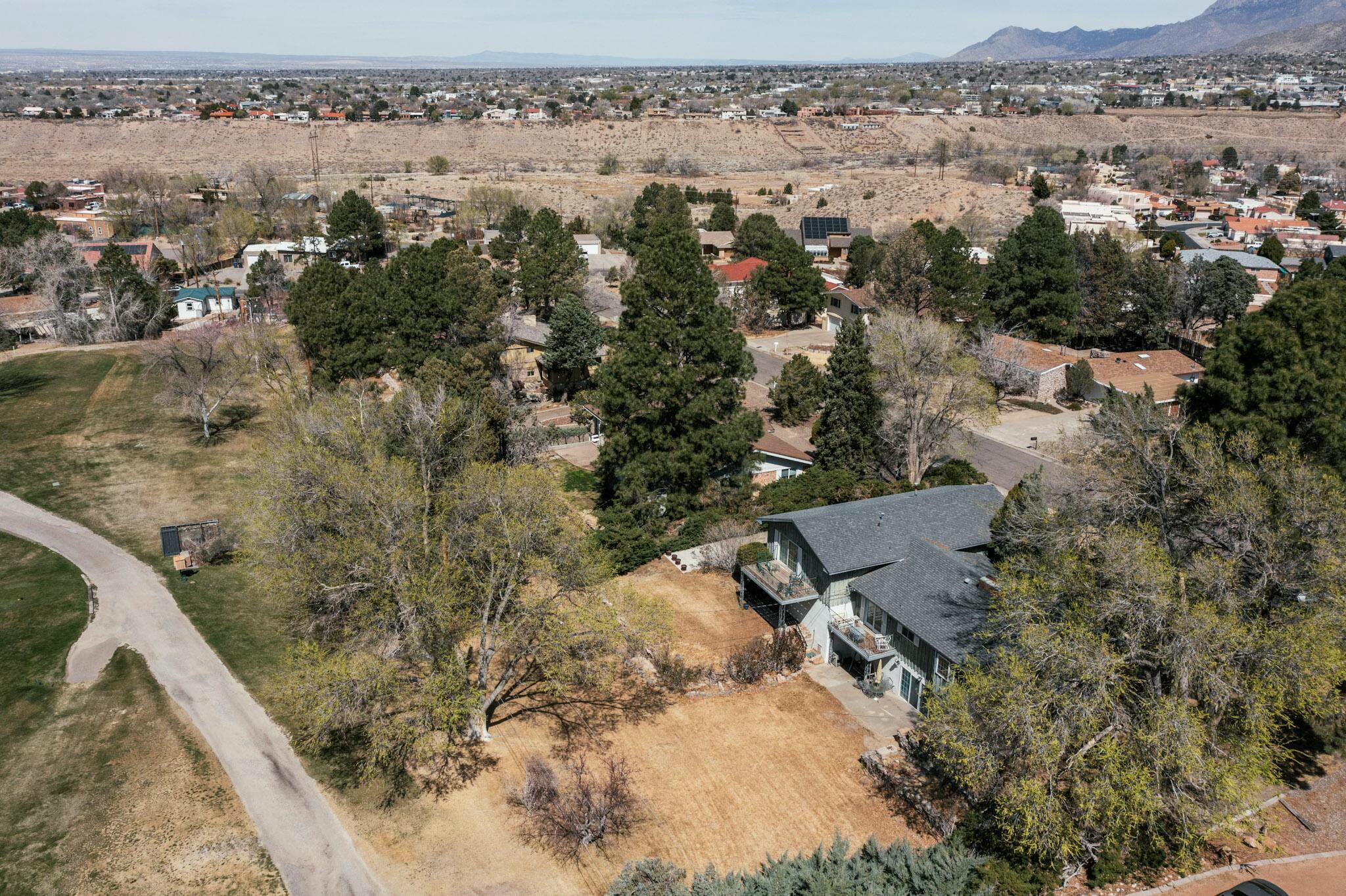 608 Running Water Circle SE