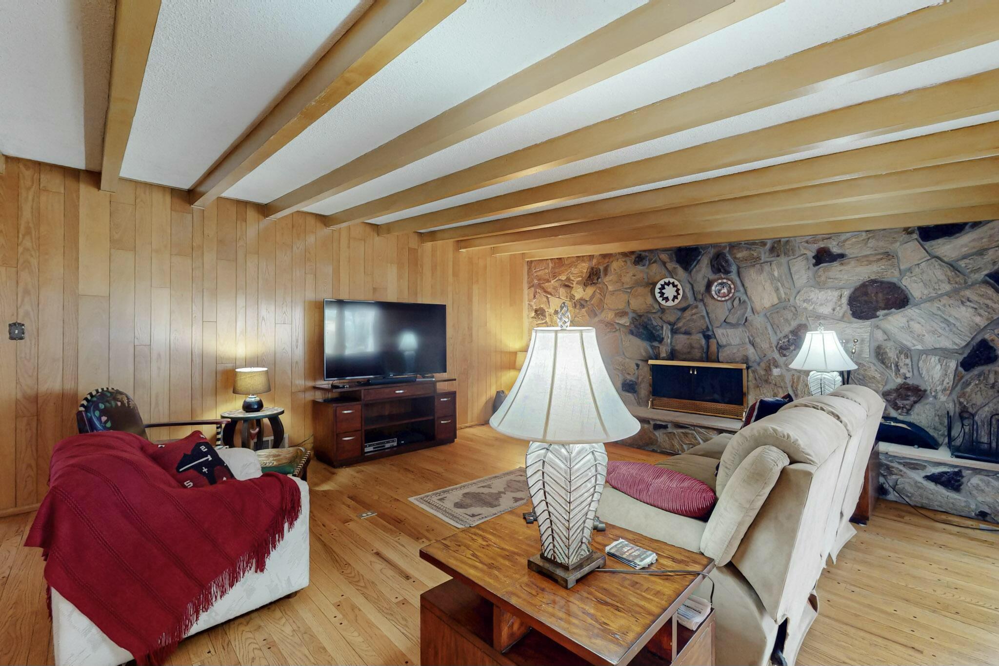 608 Running Water Circle SE