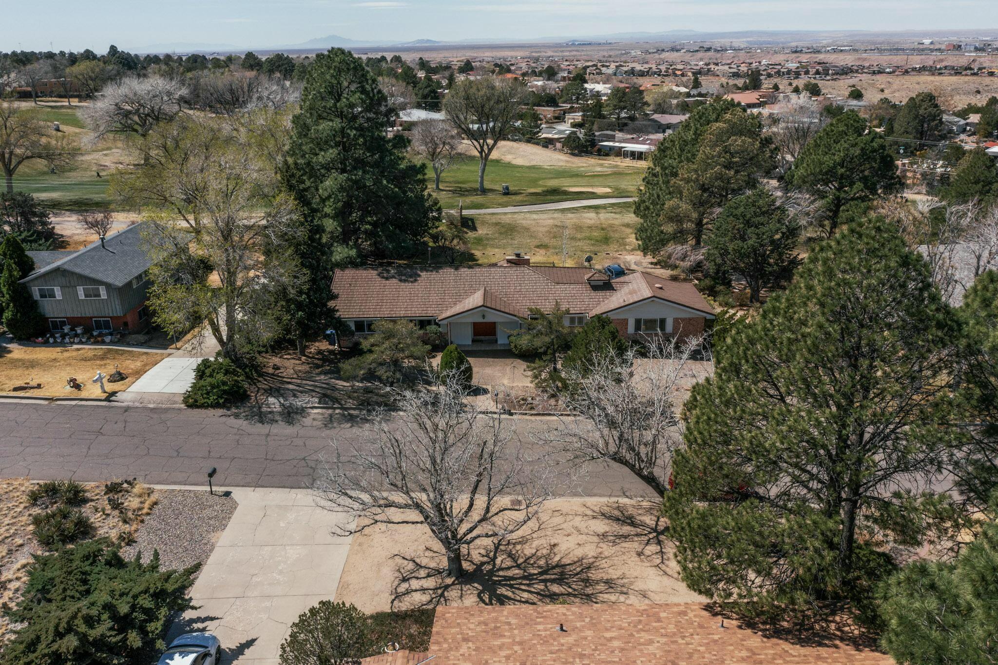 608 Running Water Circle SE