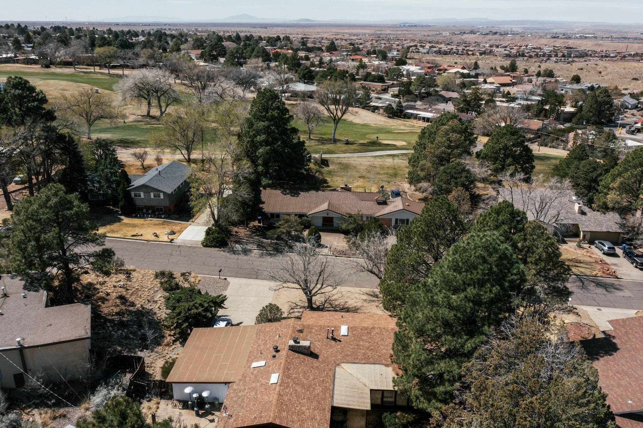 608 Running Water Circle SE