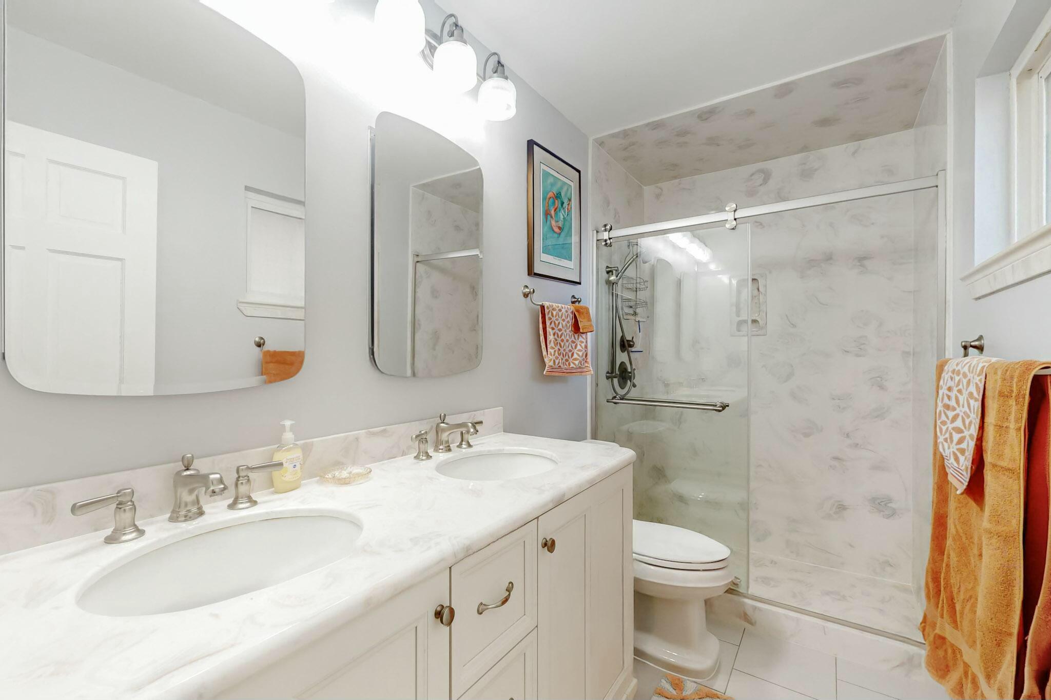 608 Running Water Circle SE