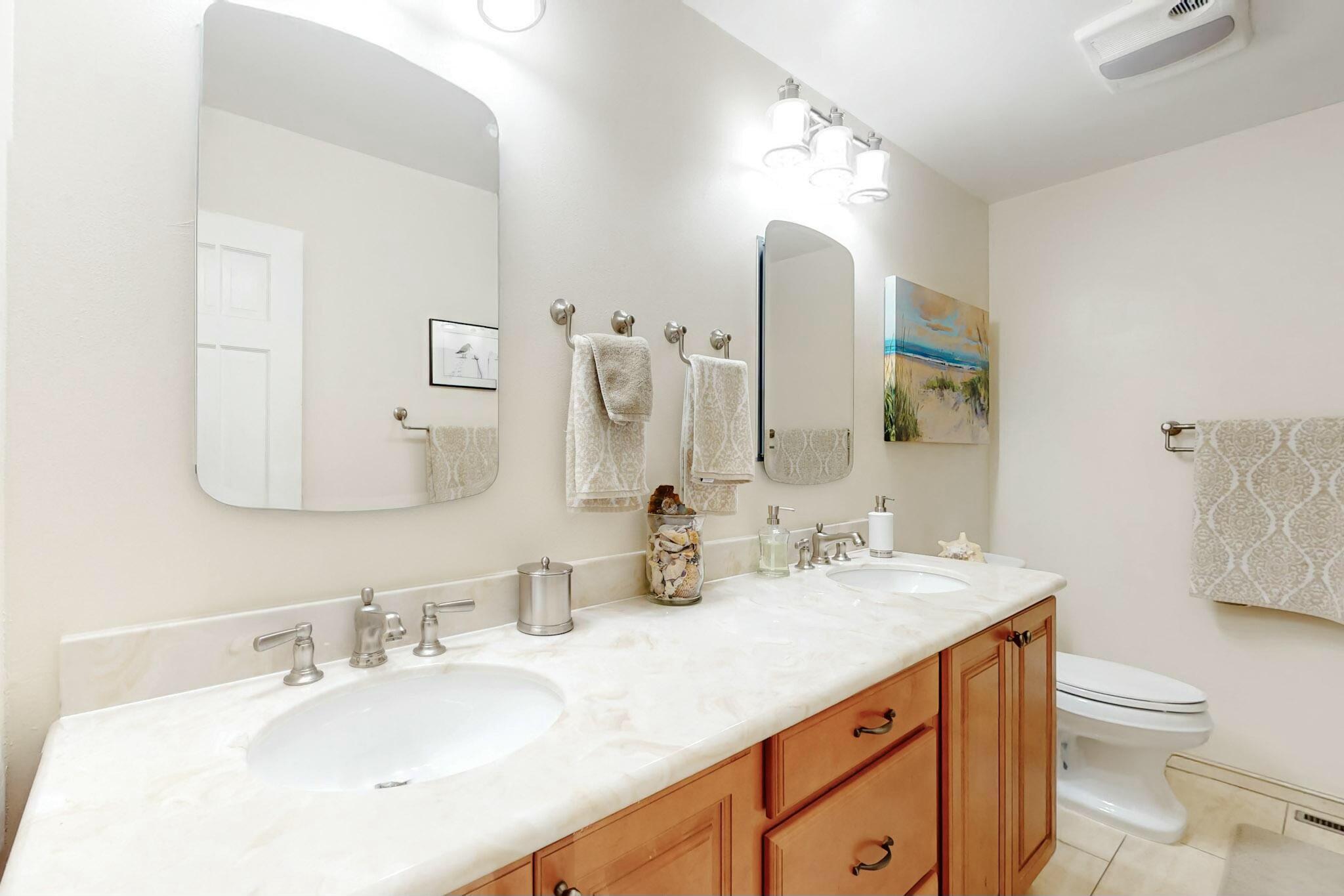 608 Running Water Circle SE