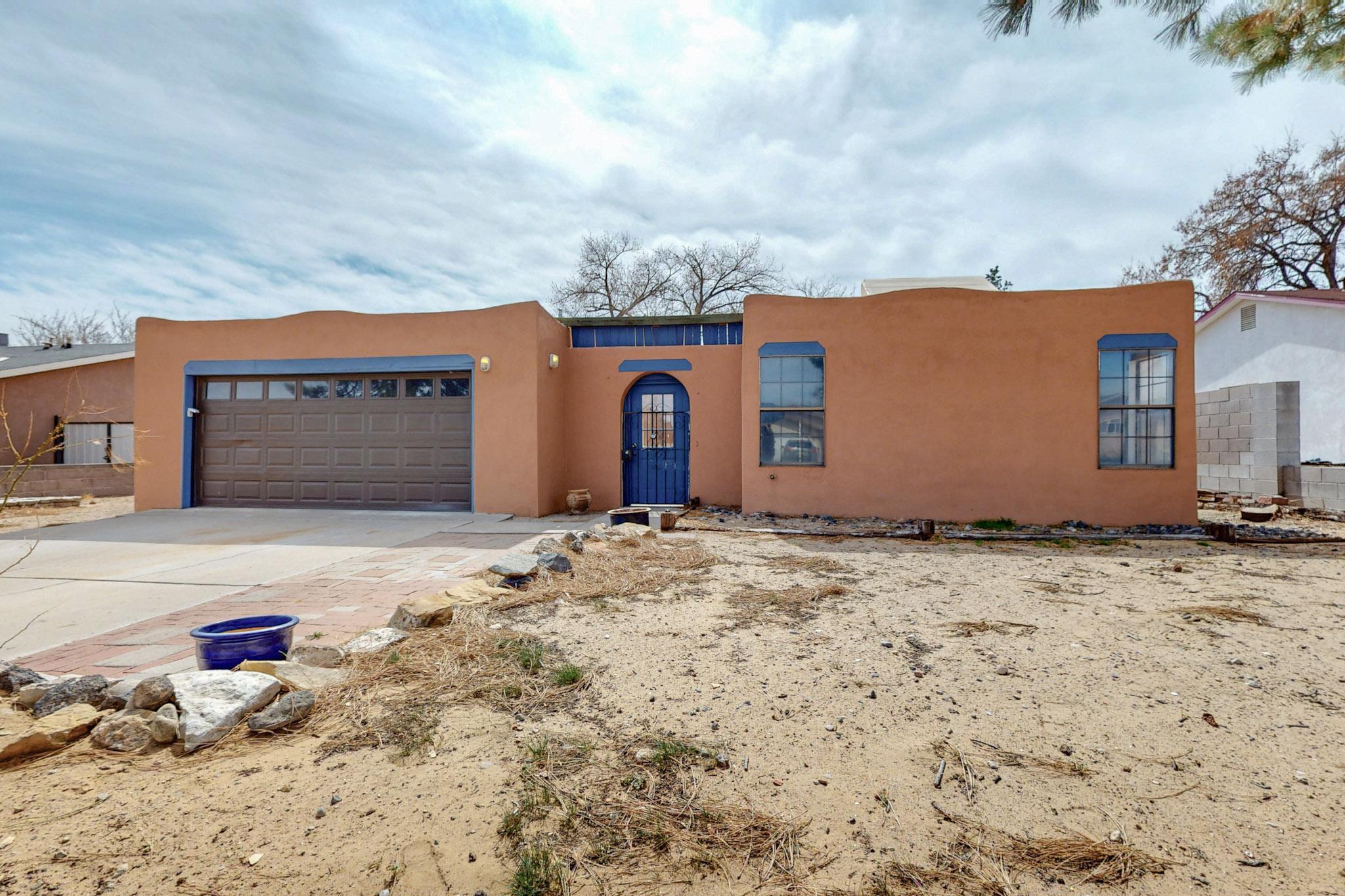 6304 FLOR DEL SOL Place NW