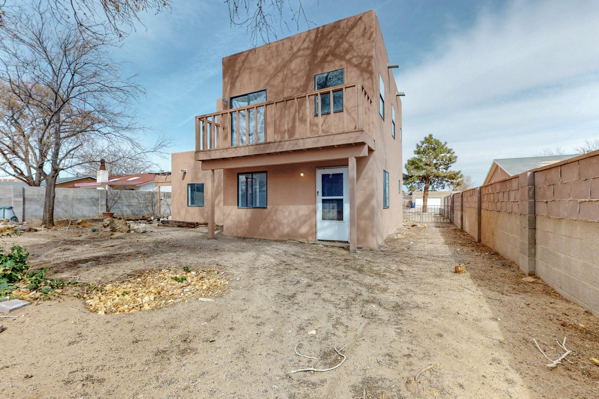 6304 FLOR DEL SOL Place NW