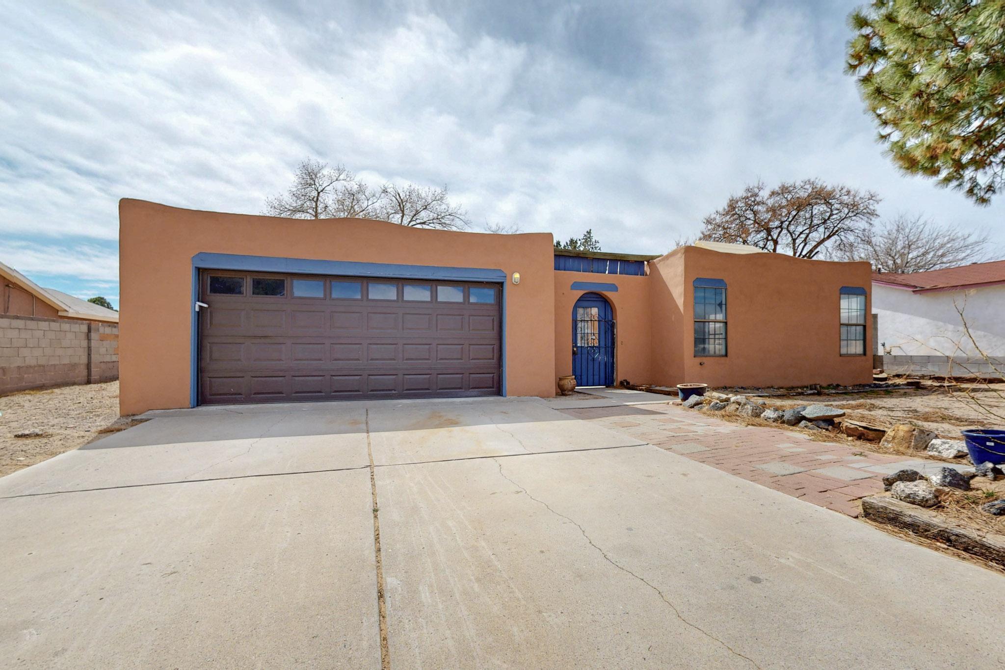 6304 FLOR DEL SOL Place NW