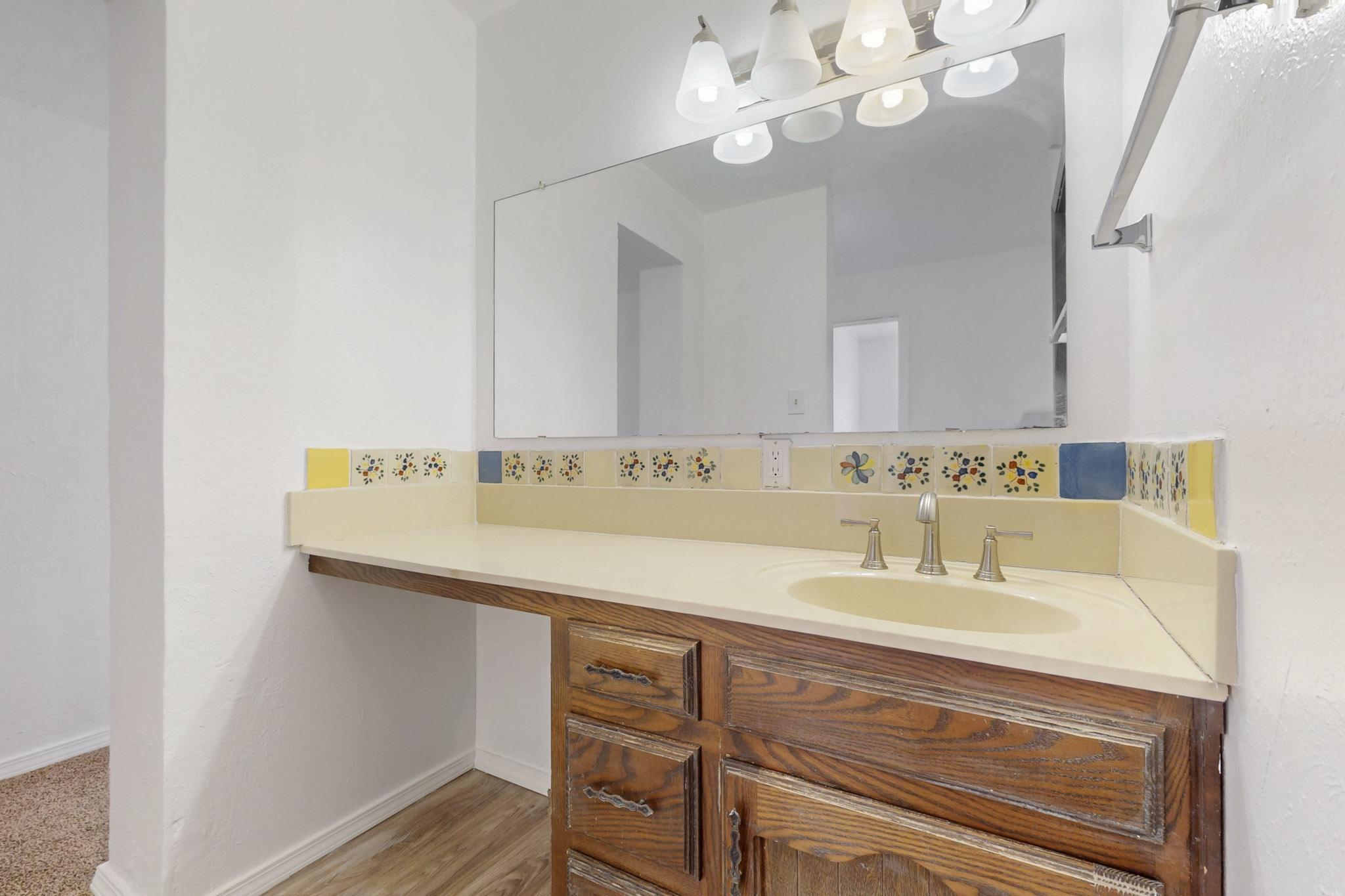 6304 FLOR DEL SOL Place NW