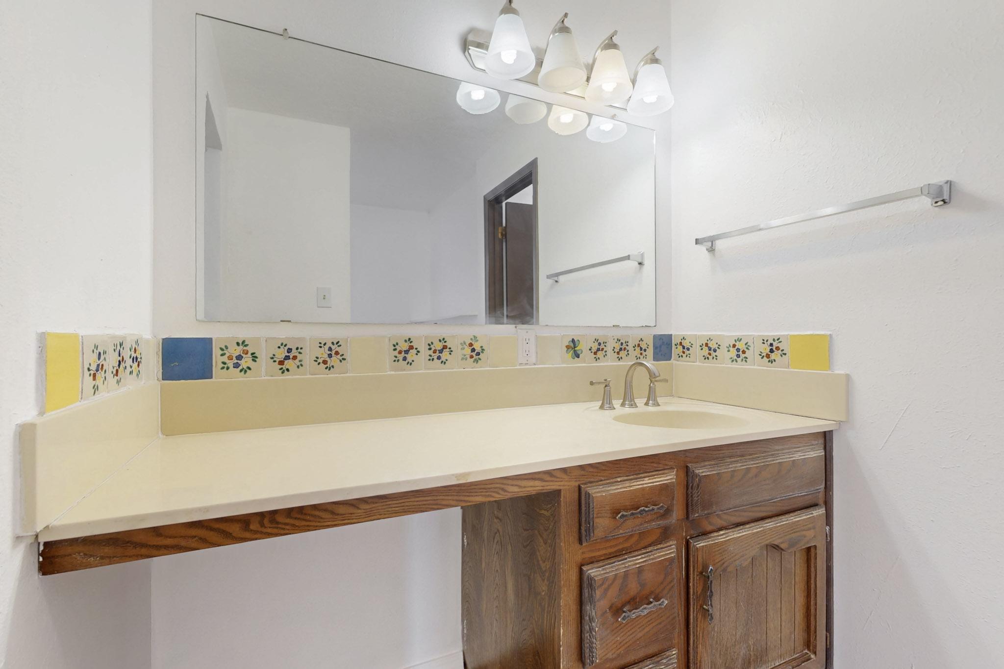 6304 FLOR DEL SOL Place NW