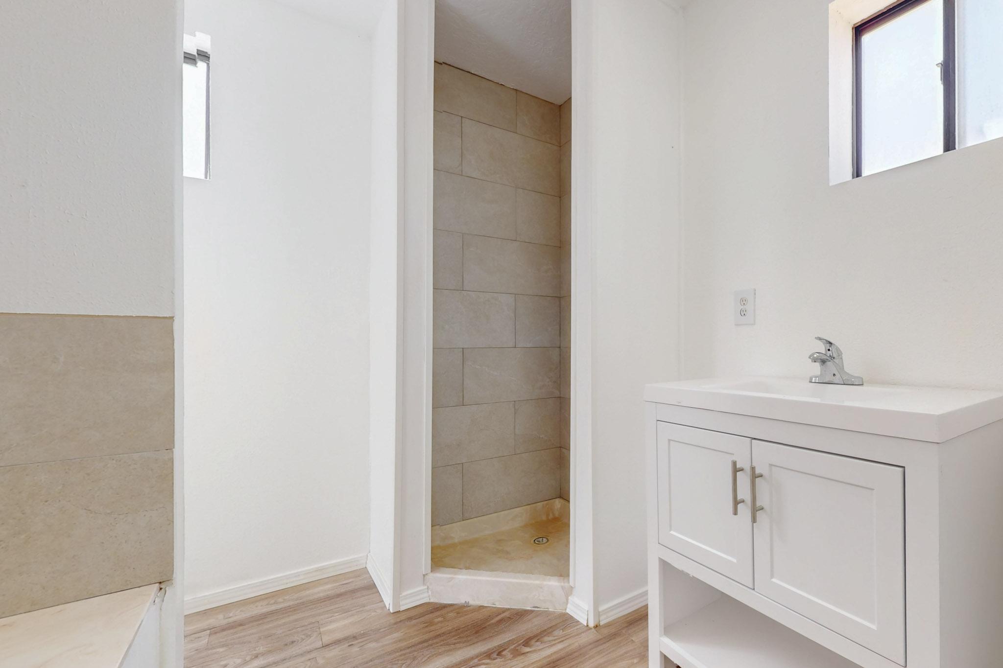 6304 FLOR DEL SOL Place NW