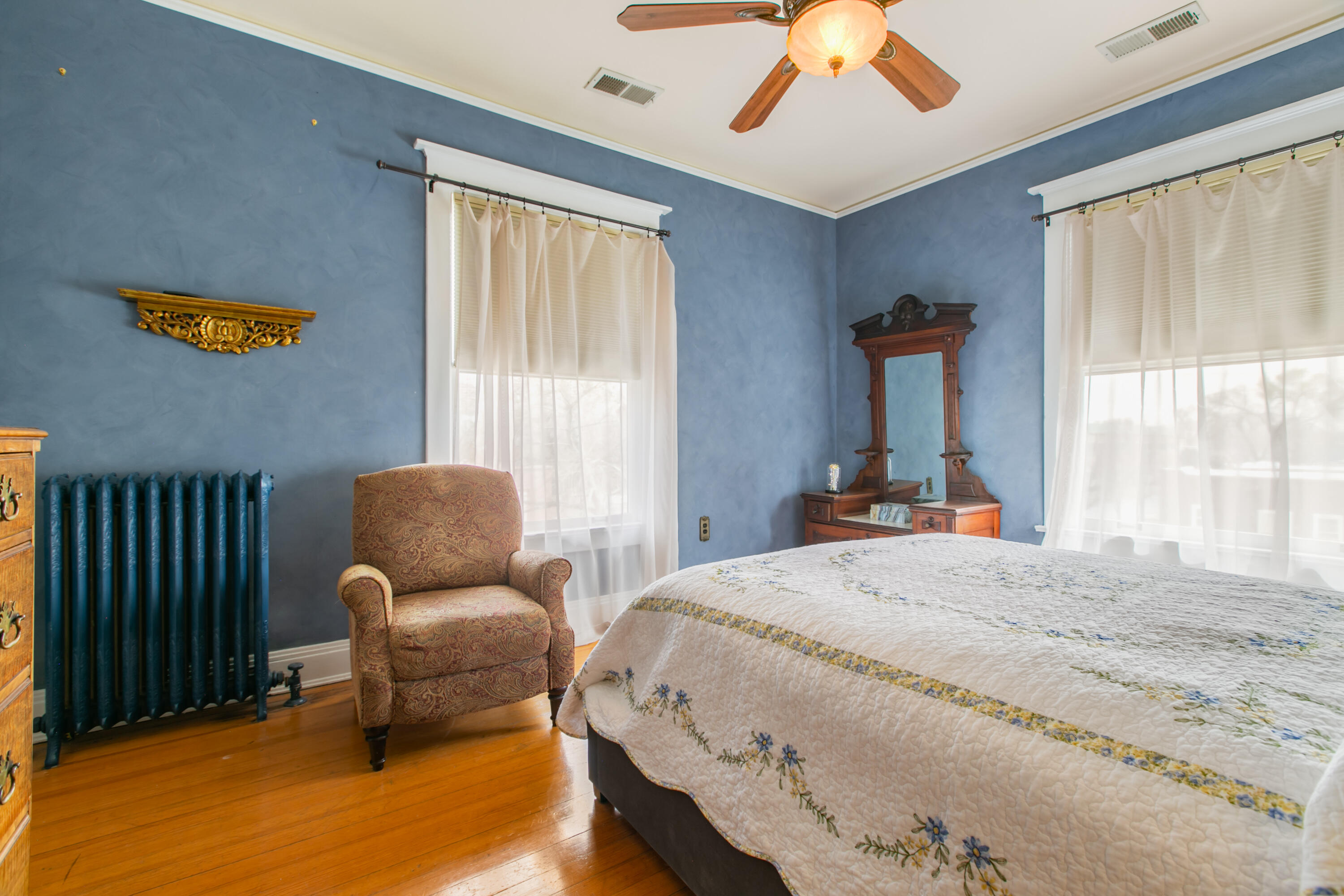 1101 MARQUETTE Avenue NW