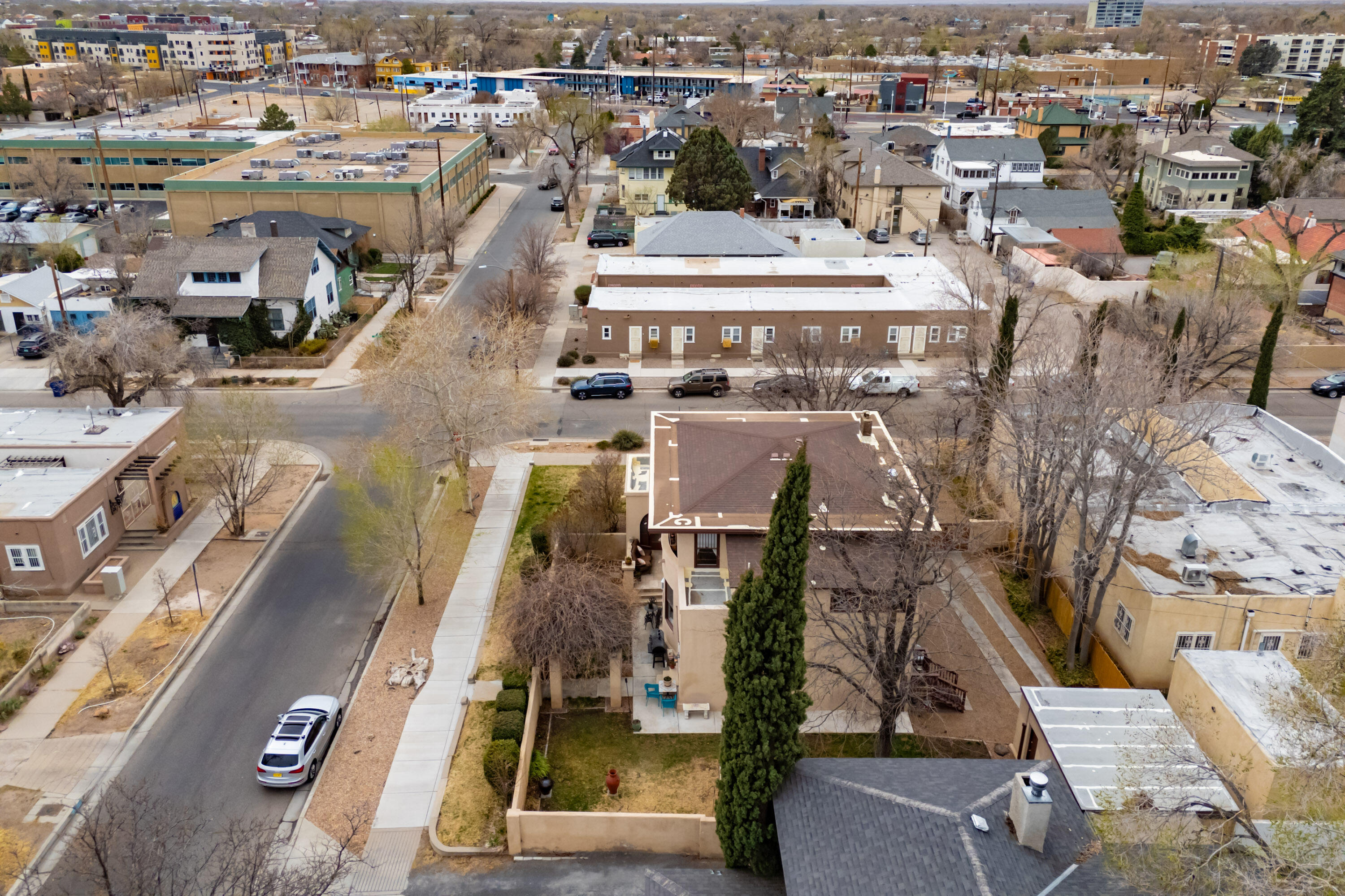 1101 MARQUETTE Avenue NW