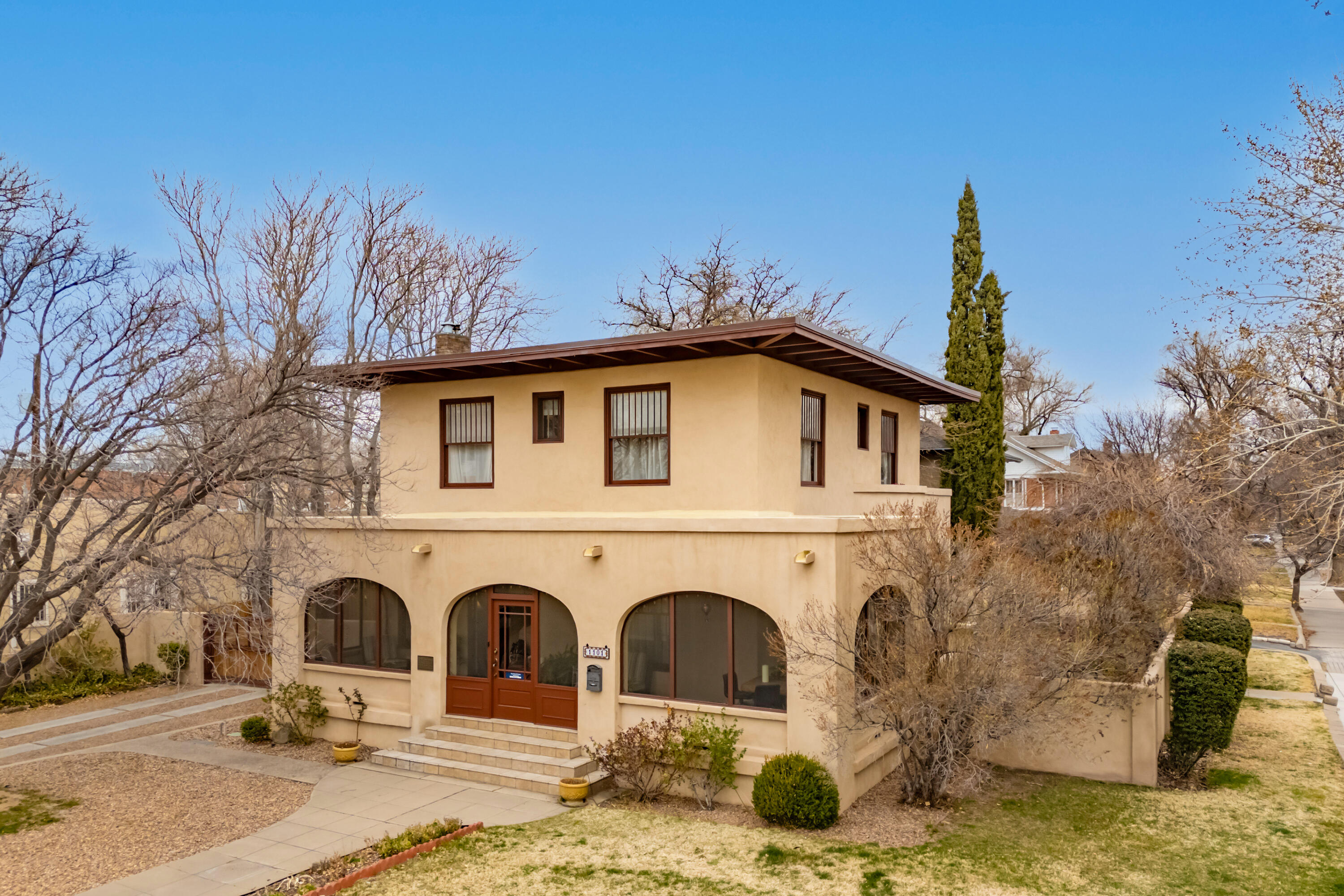 1101 MARQUETTE Avenue NW