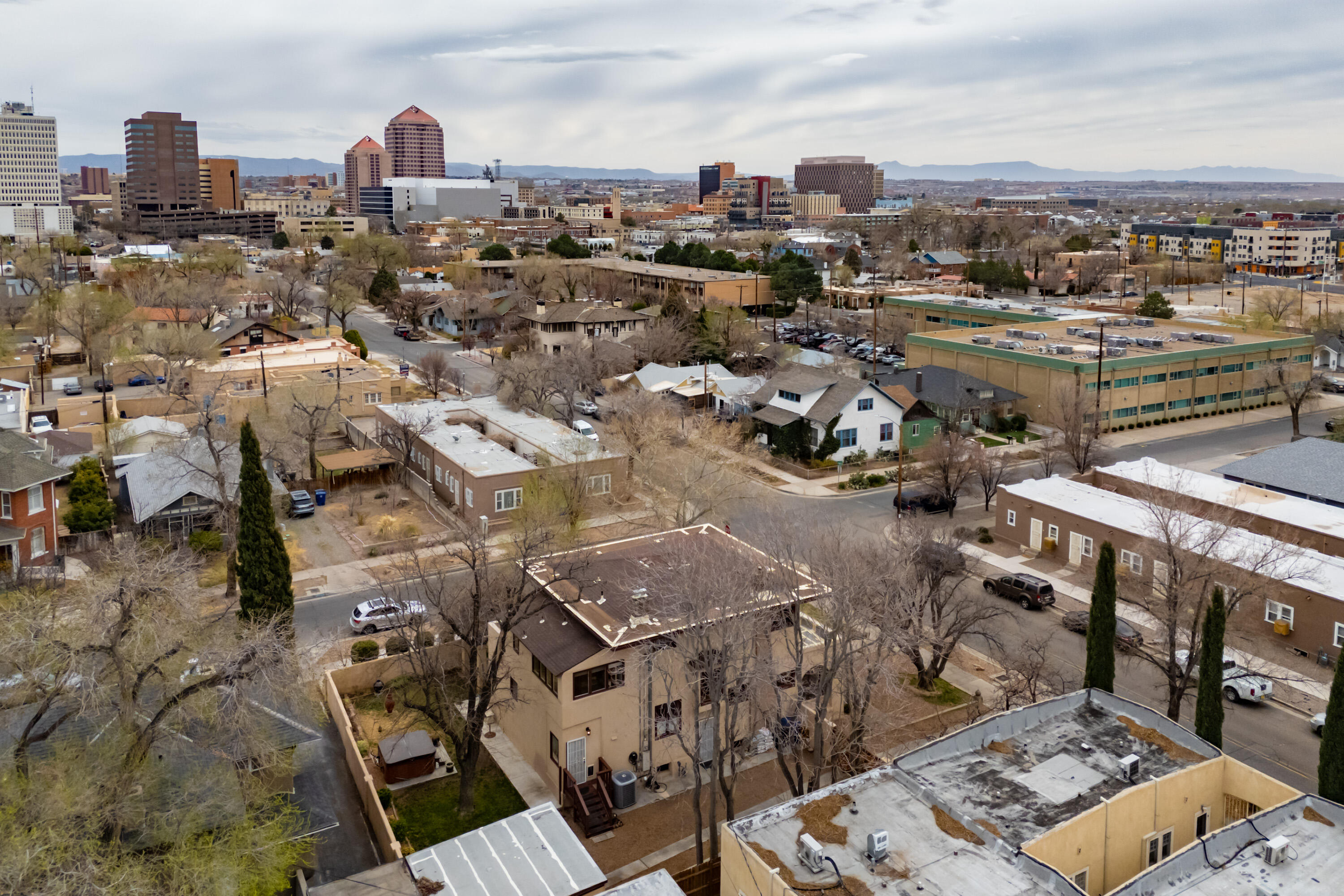 1101 MARQUETTE Avenue NW