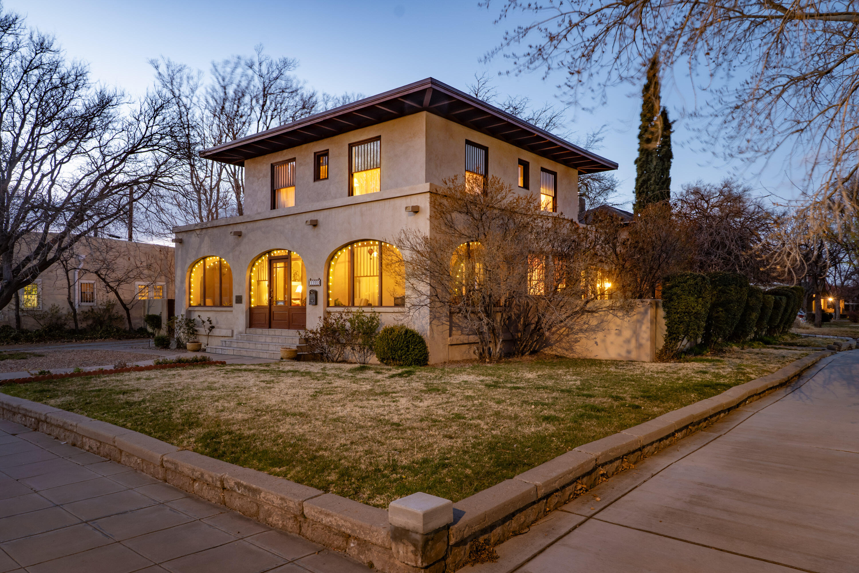 1101 MARQUETTE Avenue NW