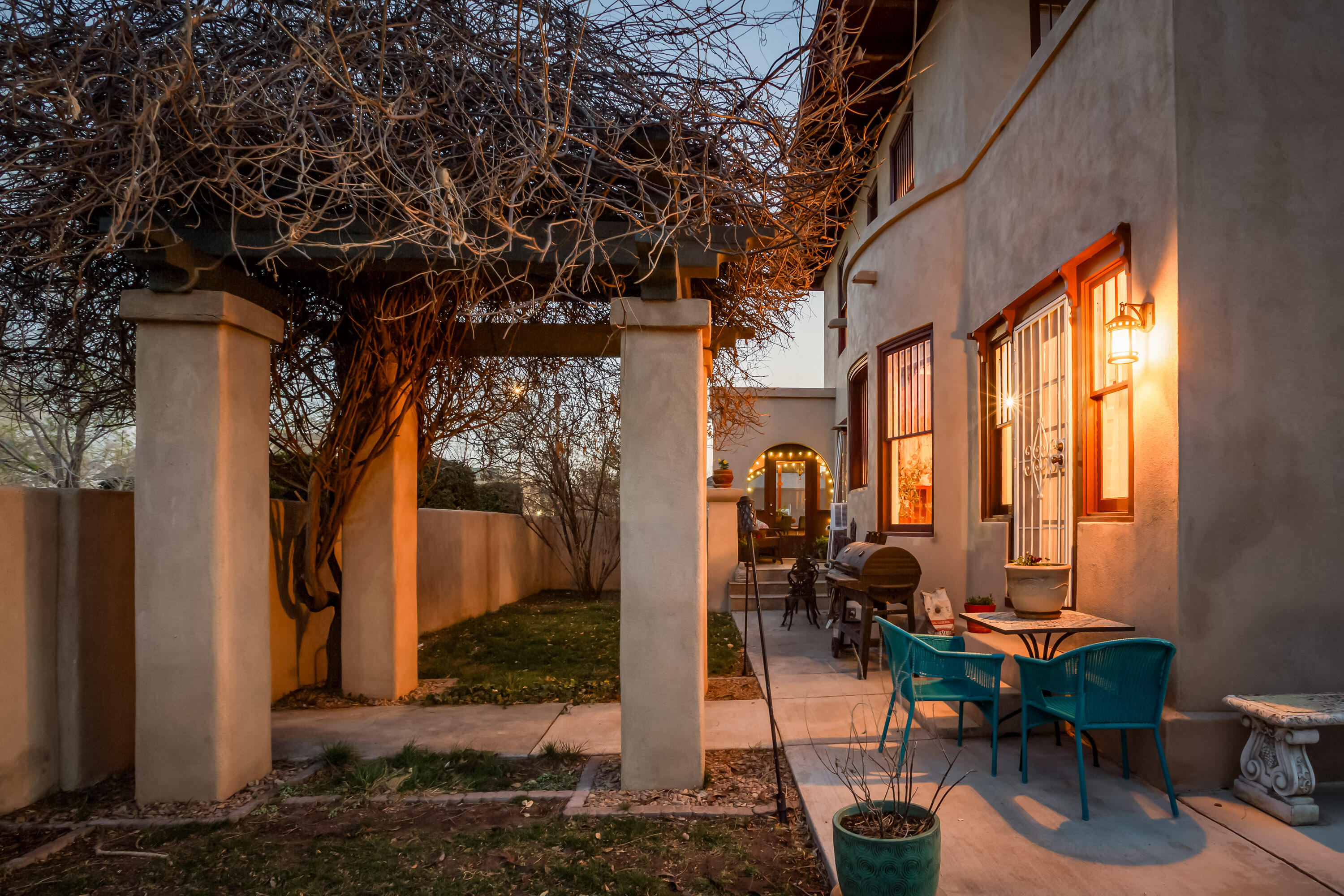 1101 MARQUETTE Avenue NW