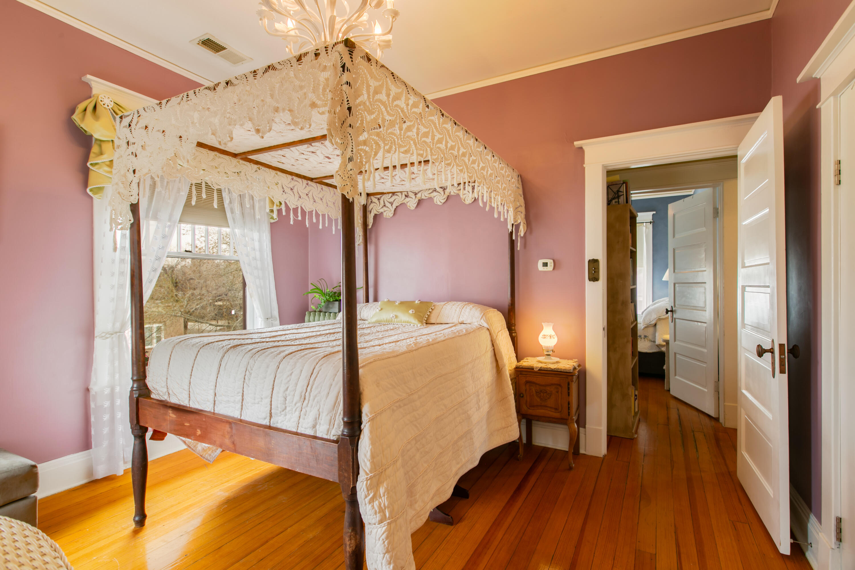 1101 MARQUETTE Avenue NW