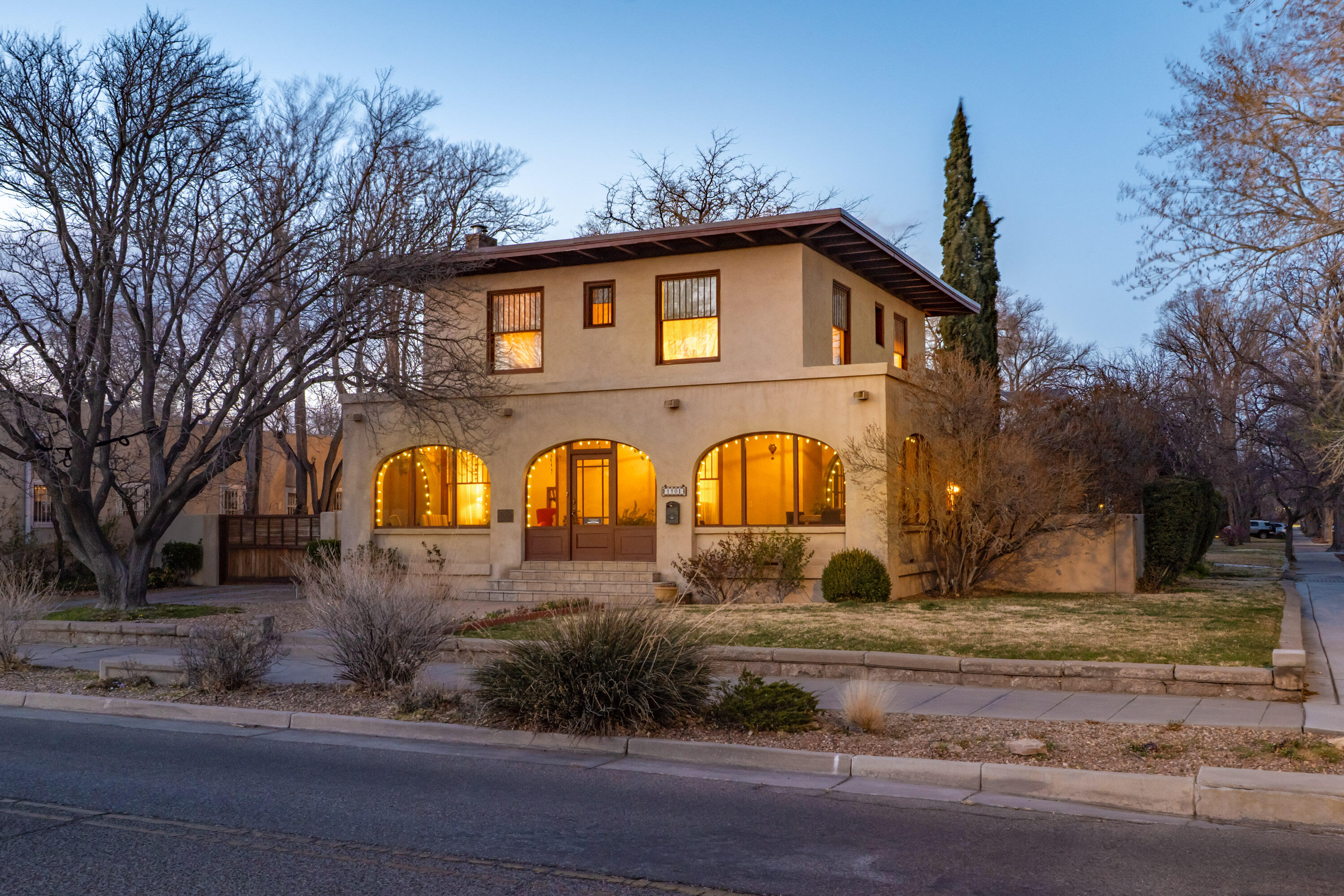 1101 MARQUETTE Avenue NW