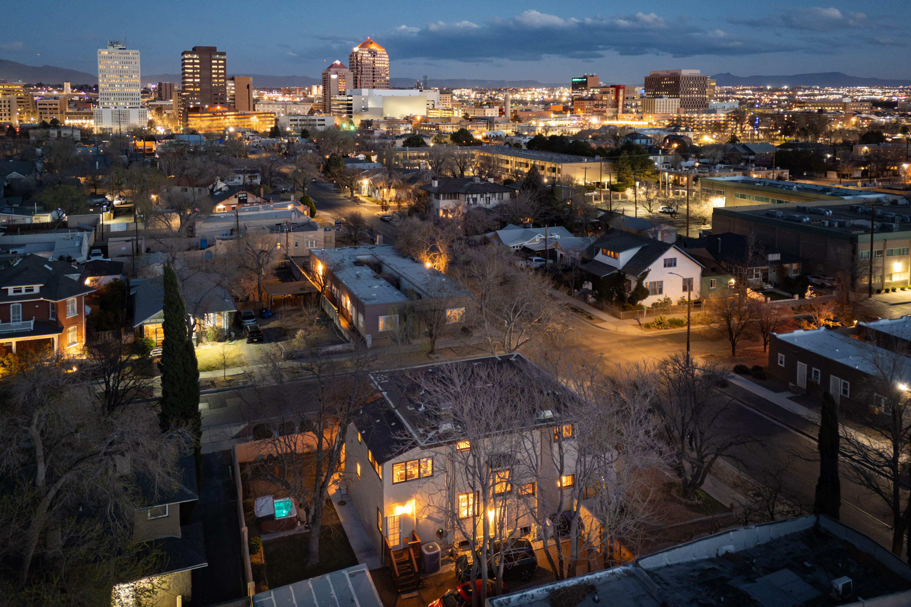 1101 MARQUETTE Avenue NW