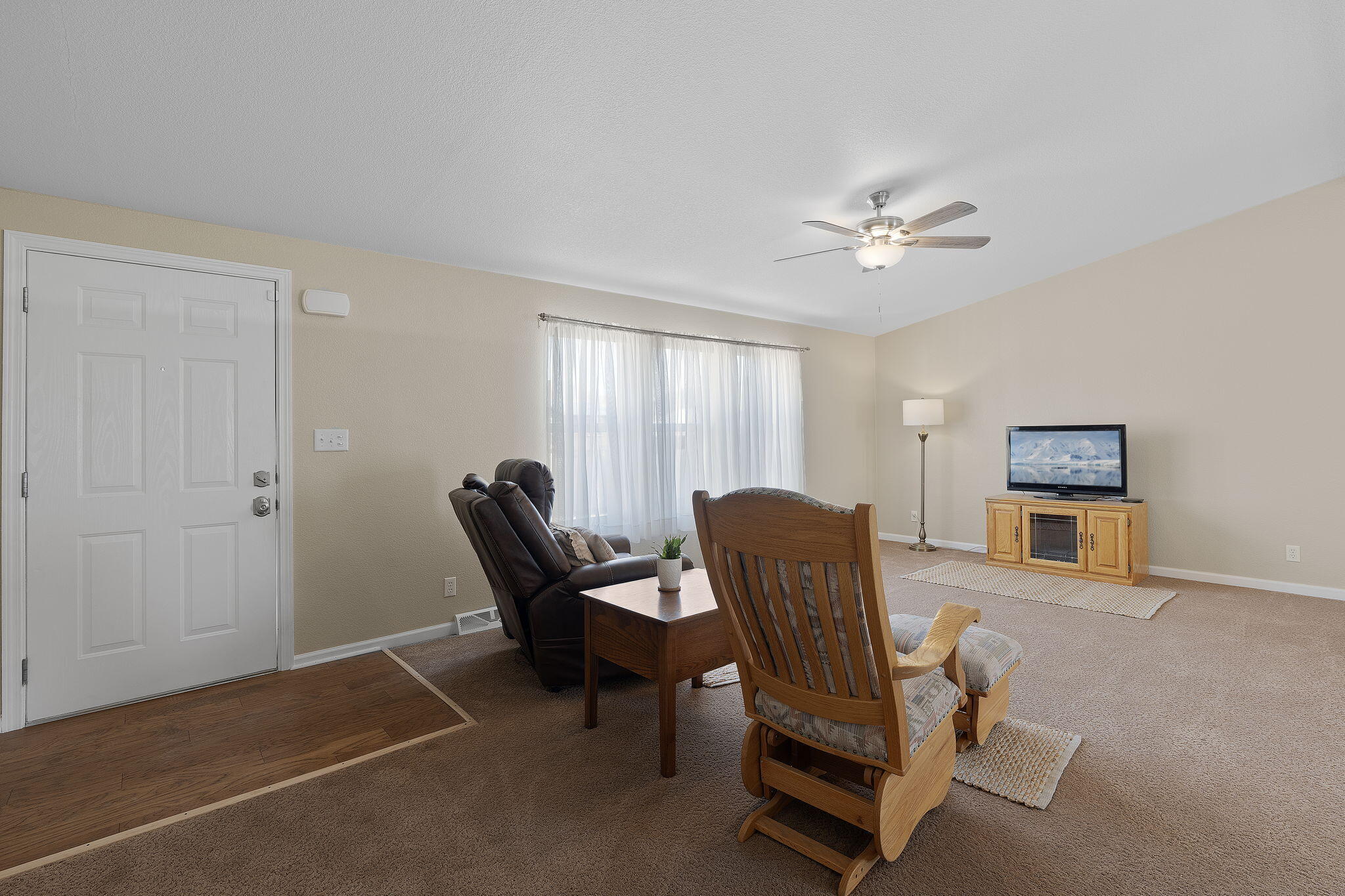 420 ROBIN MEADOW Street NW