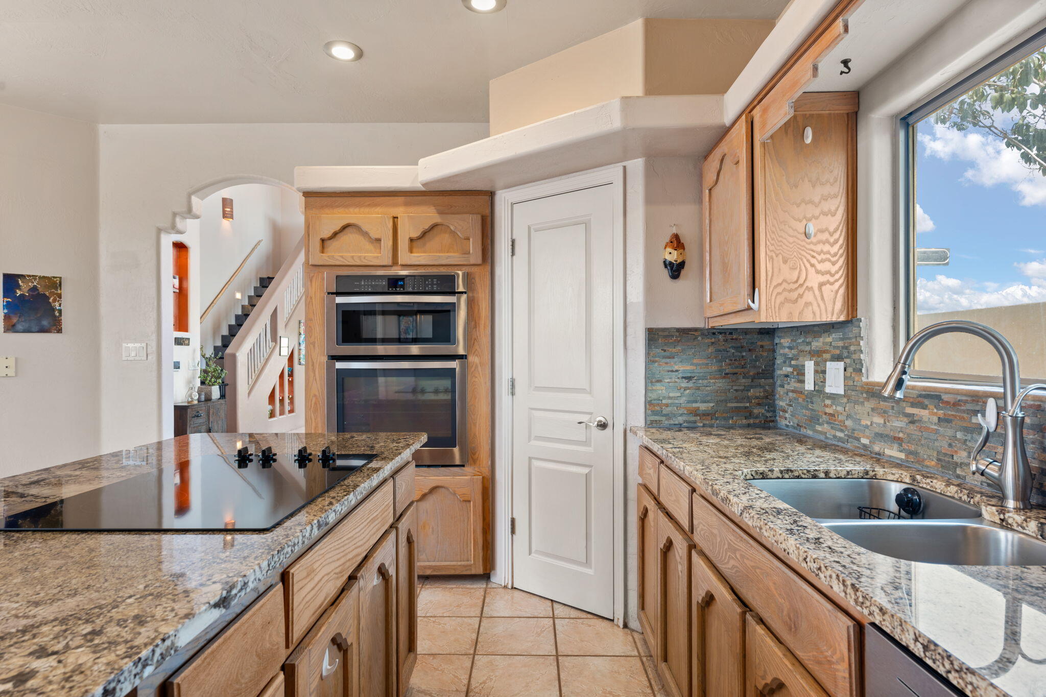 6012 Cardigan Court NW