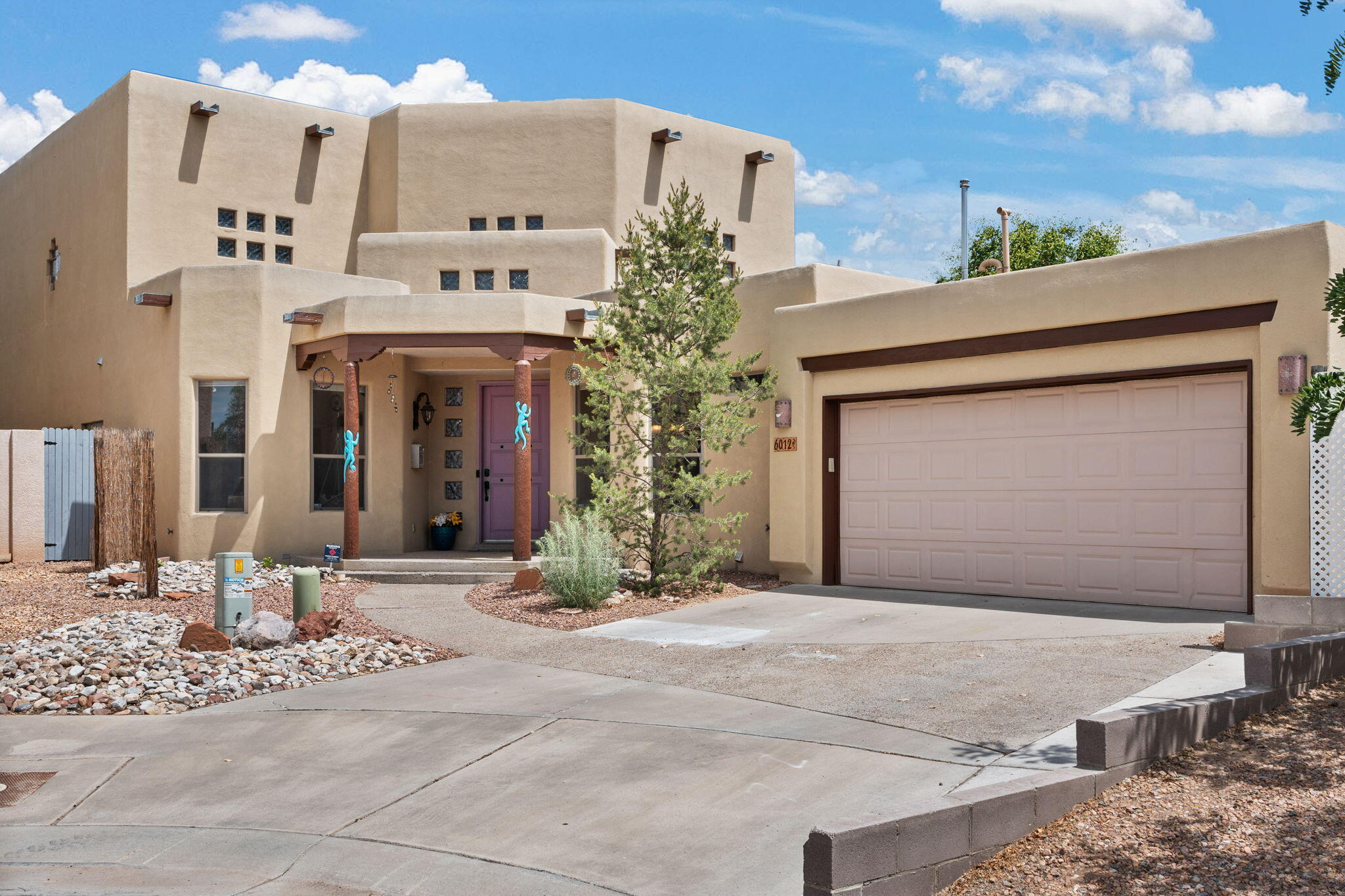 6012 Cardigan Court NW