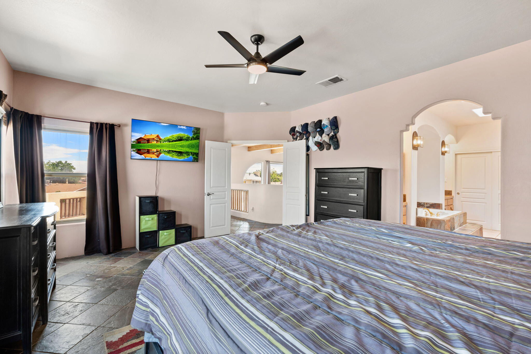 6012 Cardigan Court NW