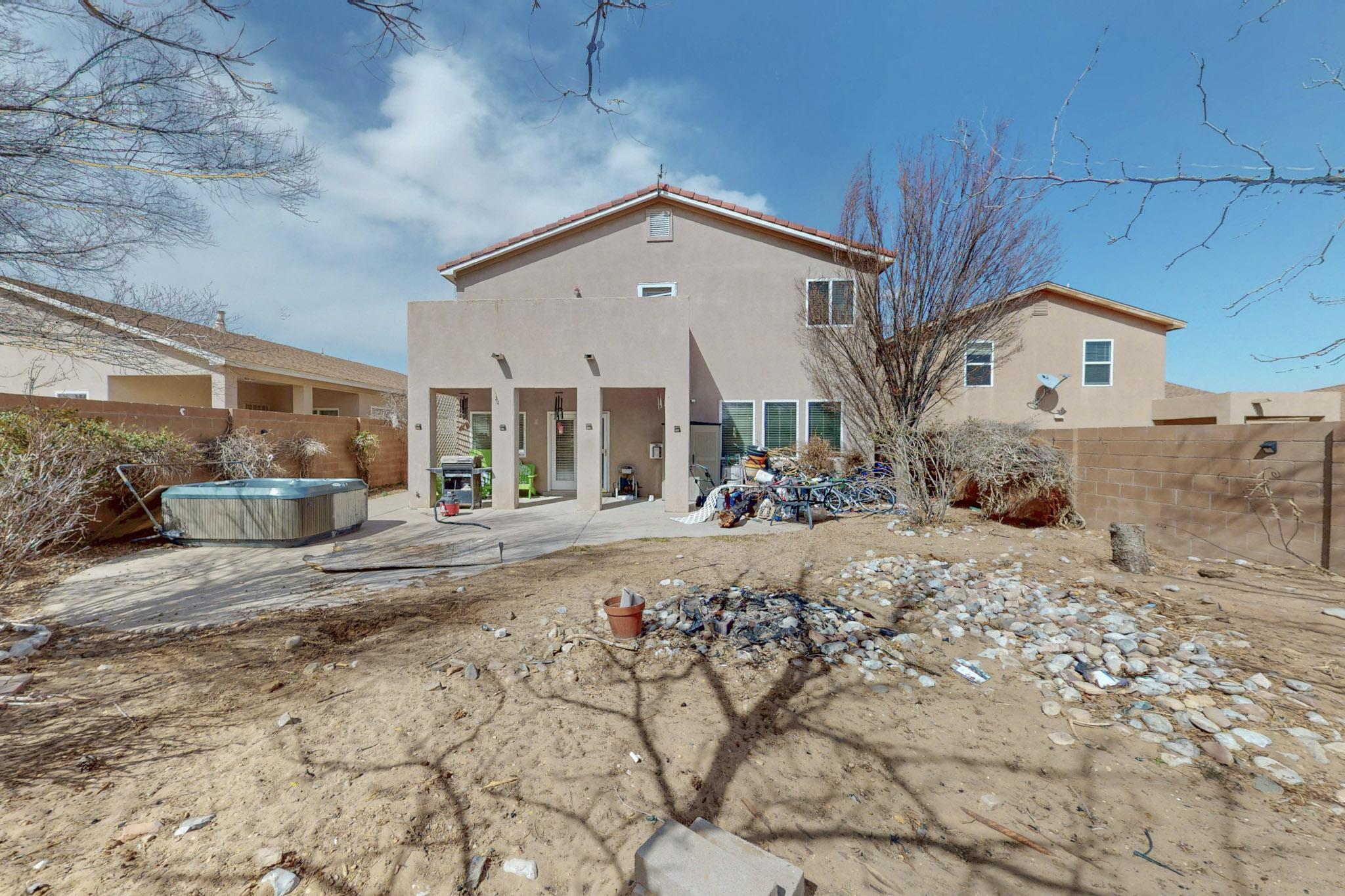 6124 LORO Avenue NW