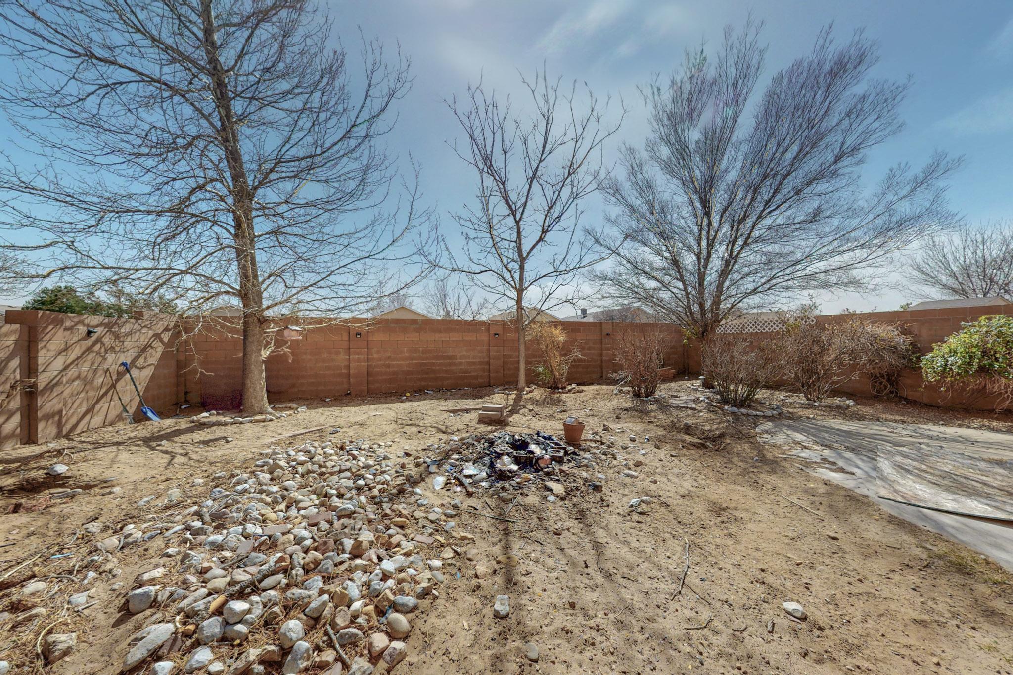 6124 LORO Avenue NW